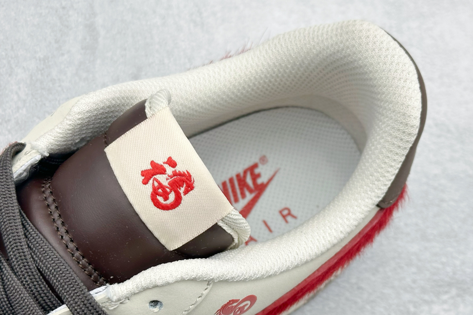 SC版Nike Air Force 1'07 Low 马年限定 马上有福 空军一号低帮休闲板鞋 NH0601-517 SC版Nike Air Force 1'07 Low 马年限定 马上有福 空军一号低帮休闲板鞋 NH0601-517