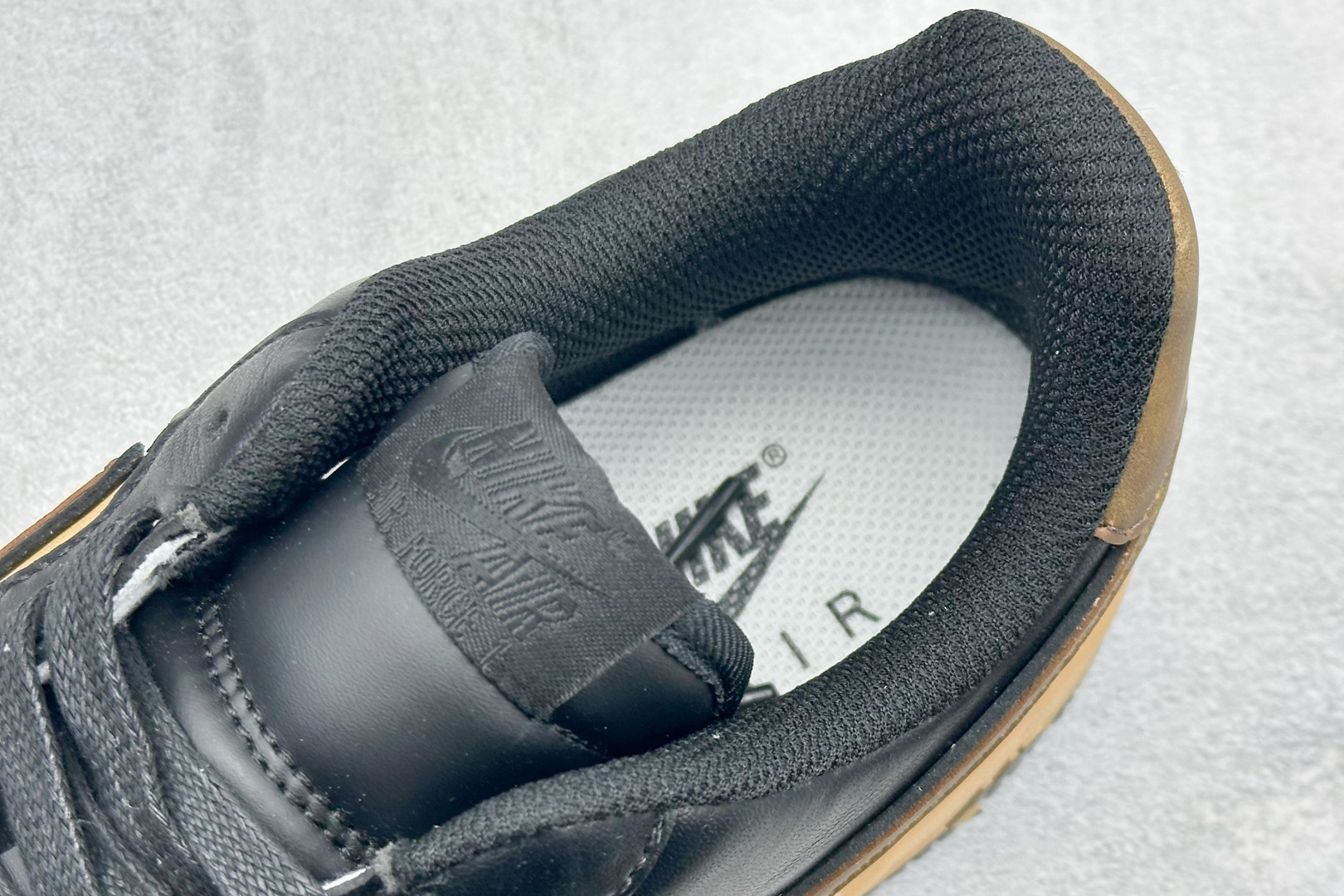SC版Nike Air Force 1'07 Low 墨棕玄砂 空军一号低帮休闲板鞋 FB8878-200 SC版Nike Air Force 1'07 Low 墨棕玄砂 空军一号低帮休闲板鞋 FB8878-200