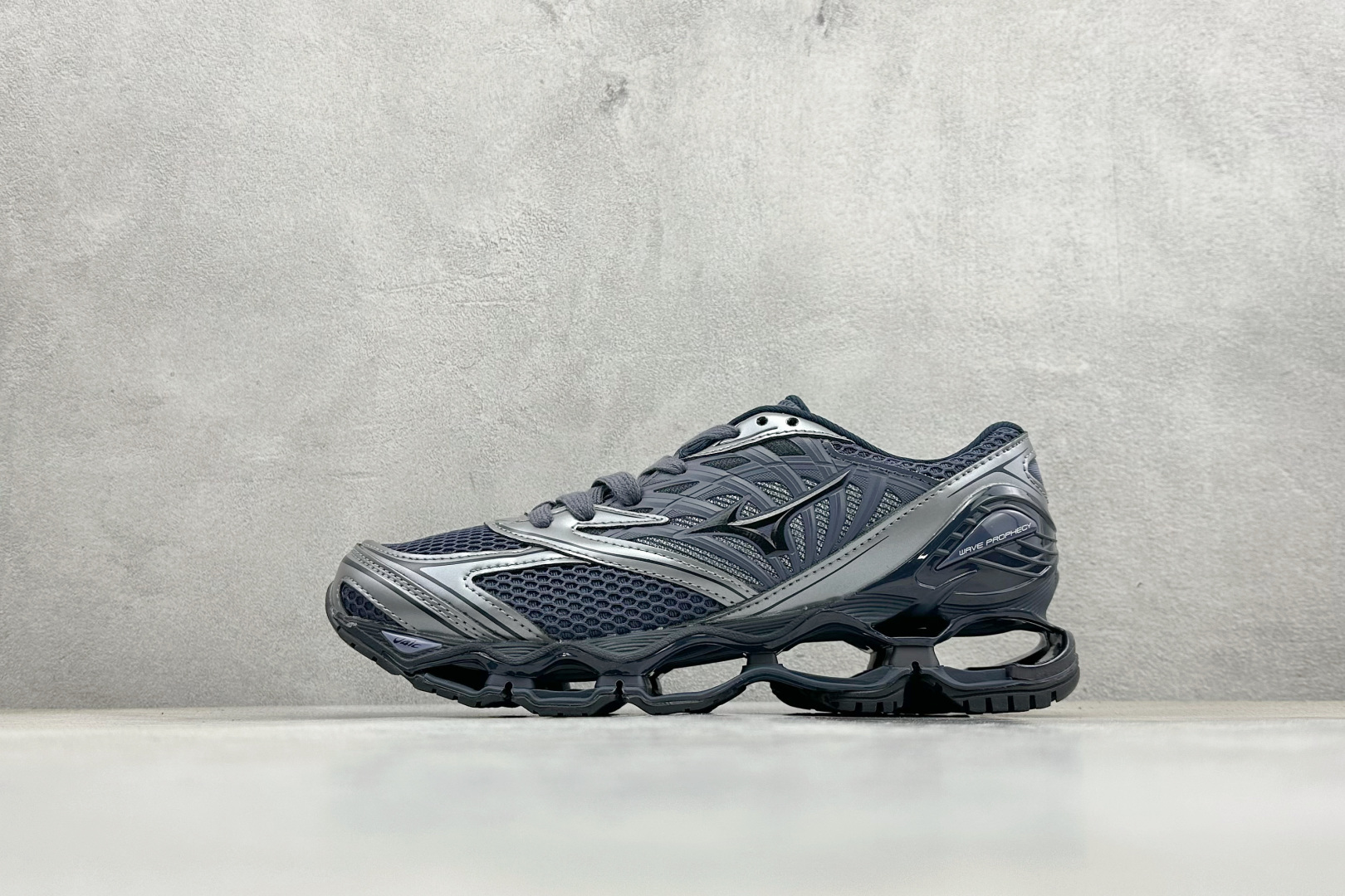 Mizuno 美津侬 WAVE PROPHECY LS 复古时尚休闲舒适运动跑步鞋 D1GA25 Mizuno 美津侬 WAVE PROPHECY LS 复古时尚休闲舒适运动跑步鞋 D1GA25