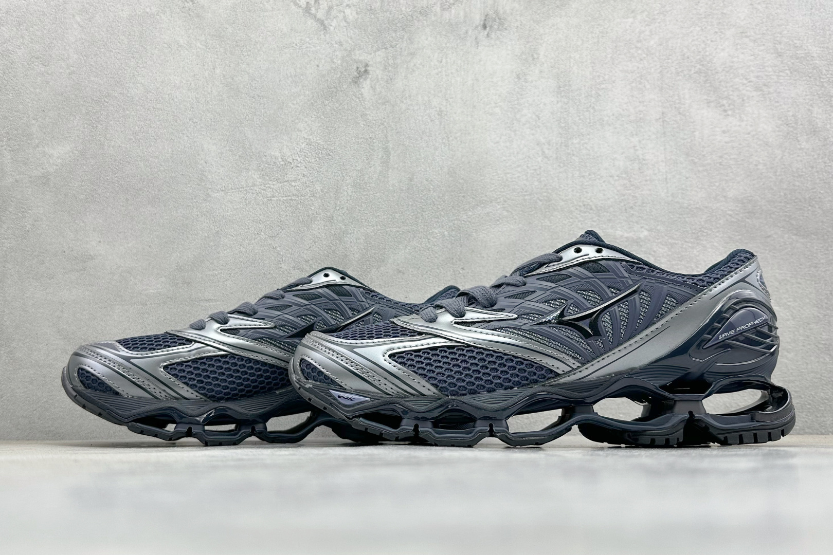 Mizuno 美津侬 WAVE PROPHECY LS 复古时尚休闲舒适运动跑步鞋 D1GA25 Mizuno 美津侬 WAVE PROPHECY LS 复古时尚休闲舒适运动跑步鞋 D1GA25