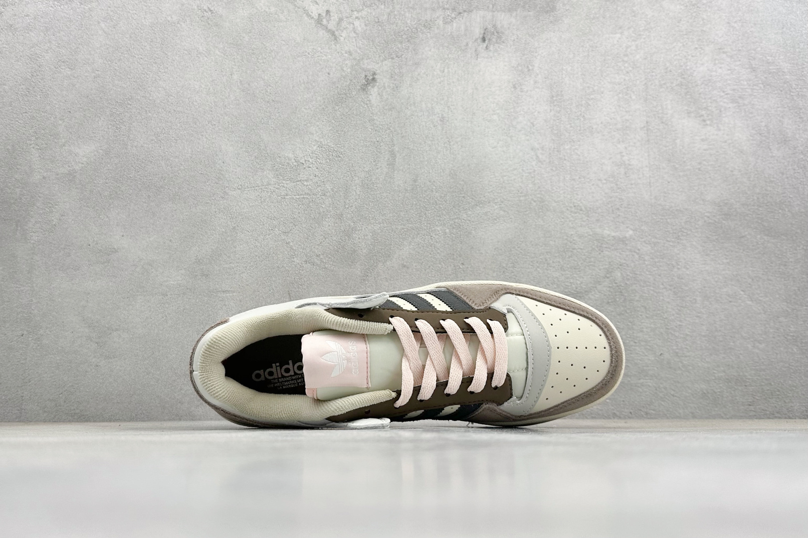 160 HX版AD Forum 84 Low 低帮百搭潮流休闲运动板鞋 ID6265-Chinese UA Cheap High Quatity Brand Clothes Bags handbags Sneakers wholesale wholesaler seller from China Factory suppliers Fashion Clothing Shoes best Quality Beautiful Price 160 HX版AD Forum 84 Low 低帮百搭潮流休闲运动板鞋 ID6265