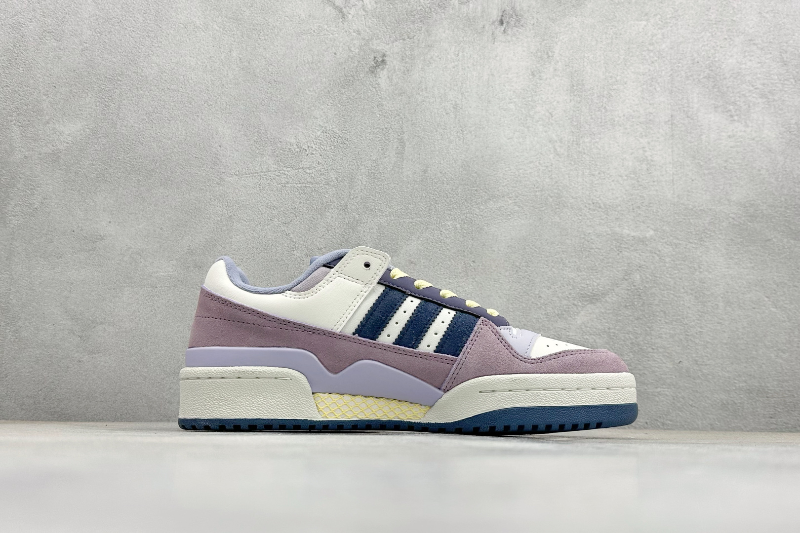 160 HX版AD Forum 84 Low 低帮百搭潮流休闲运动板鞋 ID6266-Chinese UA Cheap High Quatity Brand Clothes Bags handbags Sneakers wholesale wholesaler seller from China Factory suppliers Fashion Clothing Shoes best Quality Beautiful Price 160 HX版AD Forum 84 Low 低帮百搭潮流休闲运动板鞋 ID6266