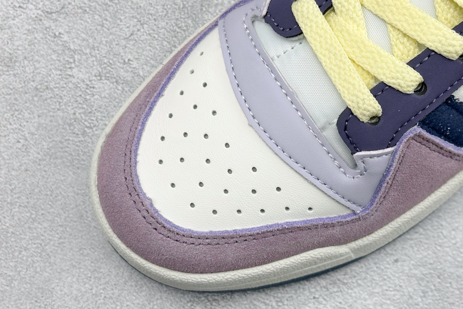 160 HX版AD Forum 84 Low 低帮百搭潮流休闲运动板鞋 ID6266-Chinese UA Cheap High Quatity Brand Clothes Bags handbags Sneakers wholesale wholesaler seller from China Factory suppliers Fashion Clothing Shoes best Quality Beautiful Price 160 HX版AD Forum 84 Low 低帮百搭潮流休闲运动板鞋 ID6266