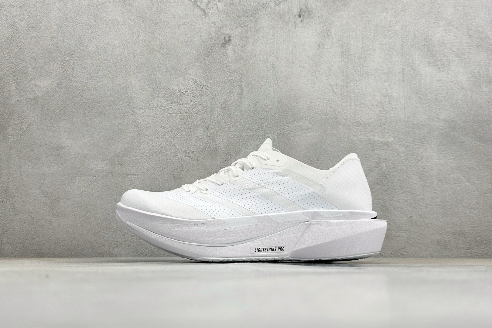 200 TY版Adidas ADIZERO ADIOS 5 M 马拉松竞速专业跑鞋 CELERMESH针织网面非常轻薄 K18676-Chinese UA Cheap High Quatity Brand Clothes Bags handbags Sneakers wholesale wholesaler seller from China Factory suppliers Fashion Clothing Shoes best Quality Beautiful Price 200 TY版Adidas ADIZERO ADIOS 5 M 马拉松竞速专业跑鞋 CELERMESH针织网面非常轻薄 K18676