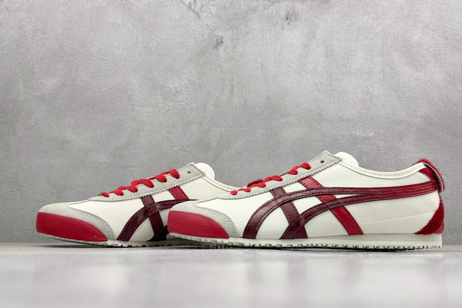 150 GS版 Asics 鬼冢虎 Mexico 66 马年限定 休闲低帮板鞋 1183C600-100-Chinese UA Cheap High Quatity Brand Clothes Bags handbags Sneakers wholesale wholesaler seller from China Factory suppliers Fashion Clothing Shoes best Quality Beautiful Price 150 GS版 Asics 鬼冢虎 Mexico 66 马年限定 休闲低帮板鞋 1183C600-100