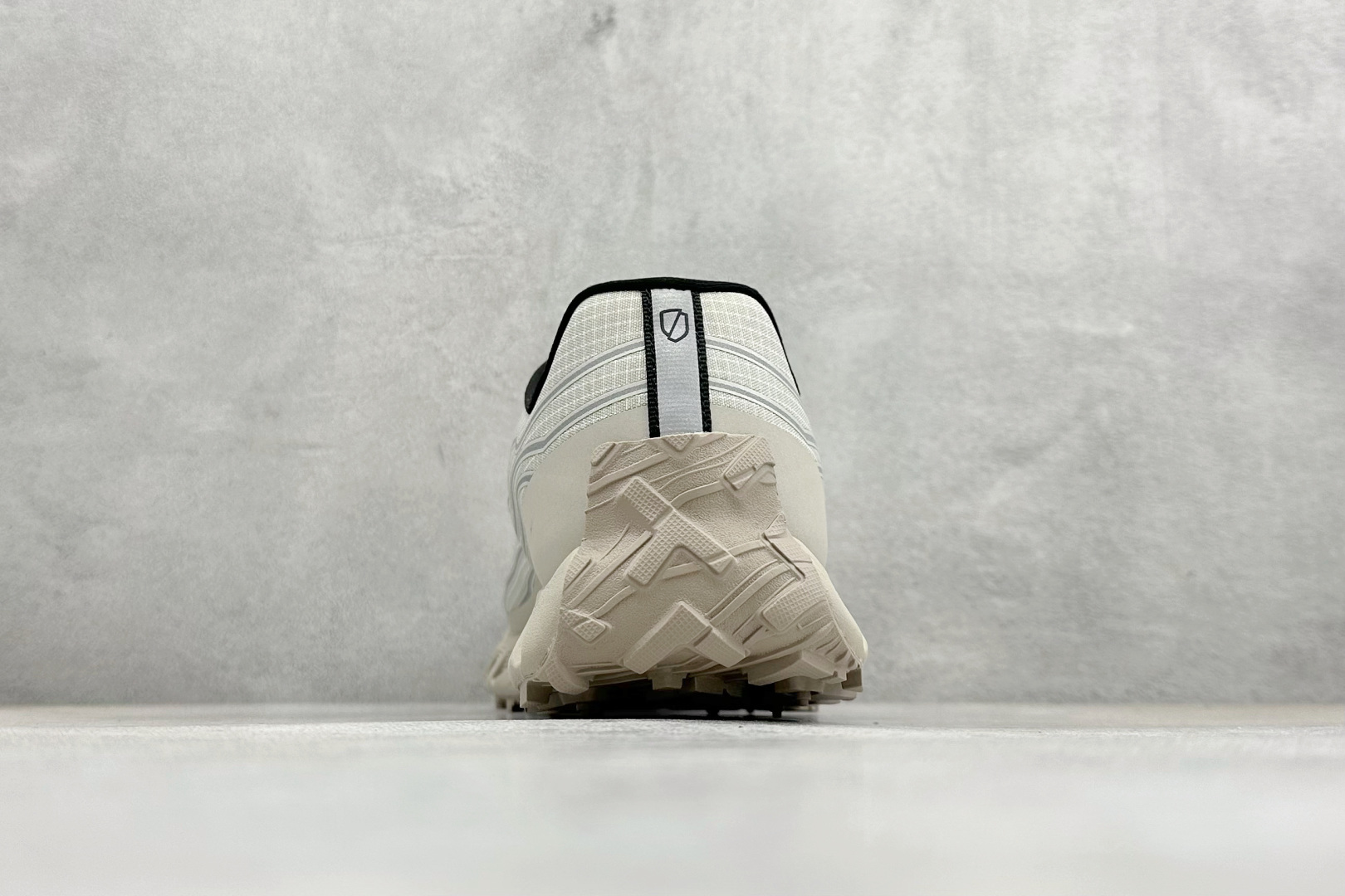 Norda 诺达 002 Sneaker 越野跑步鞋 加拿大高端品牌 TFO002MCDR Norda 诺达 002 Sneaker 越野跑步鞋 加拿大高端品牌 TFO002MCDR