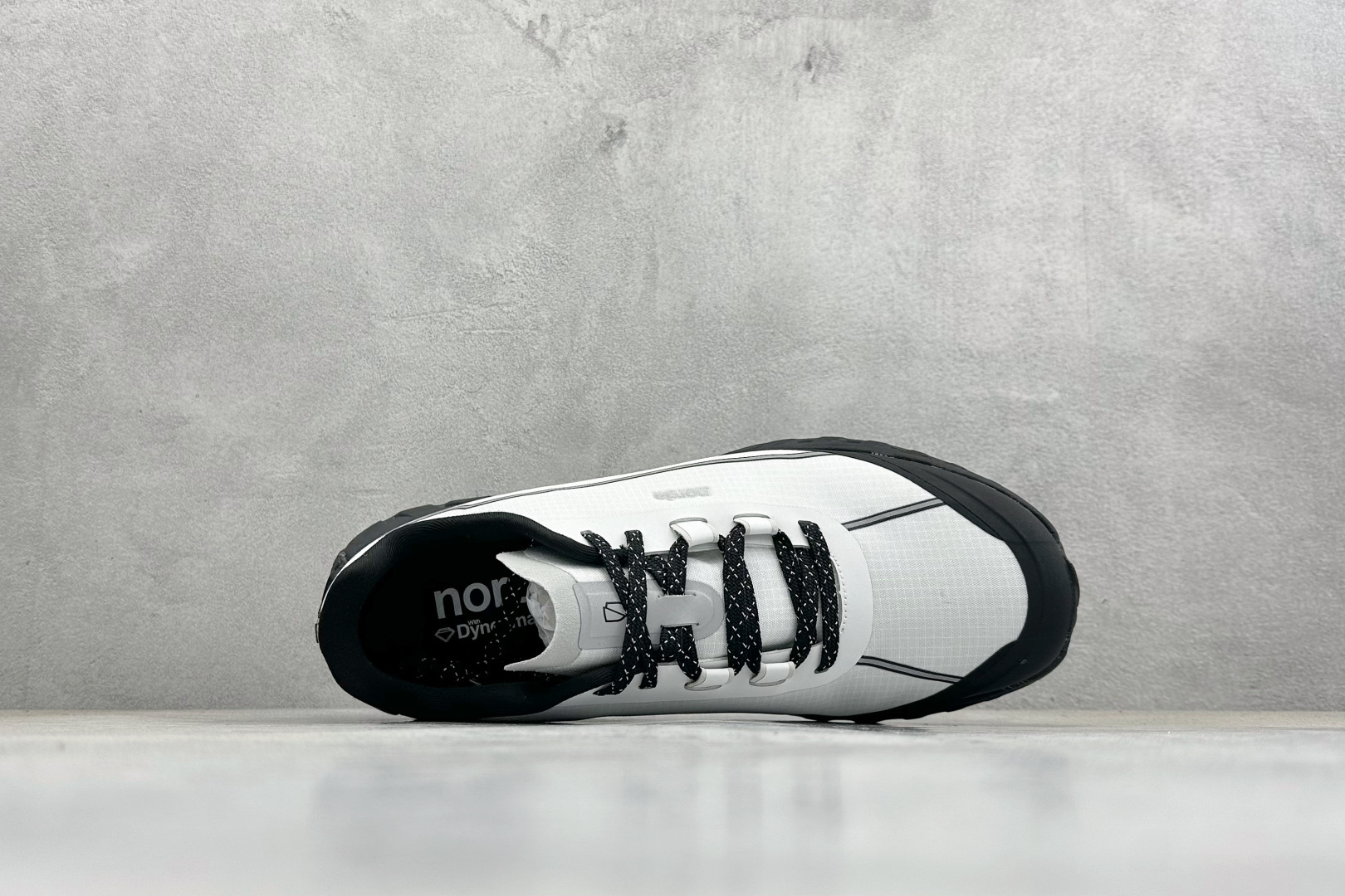 Norda 诺达 002 Sneaker 越野跑步鞋 加拿大高端品牌 TFO002MALPWH