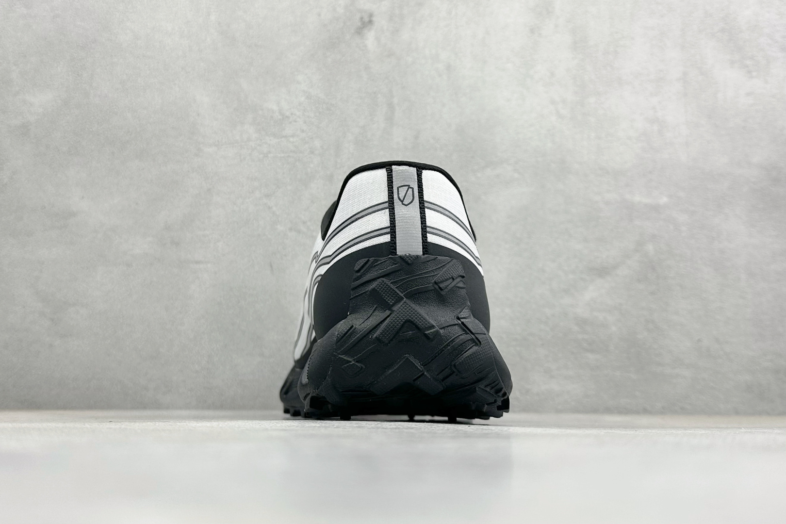 Norda 诺达 002 Sneaker 越野跑步鞋 加拿大高端品牌 TFO002MALPWH