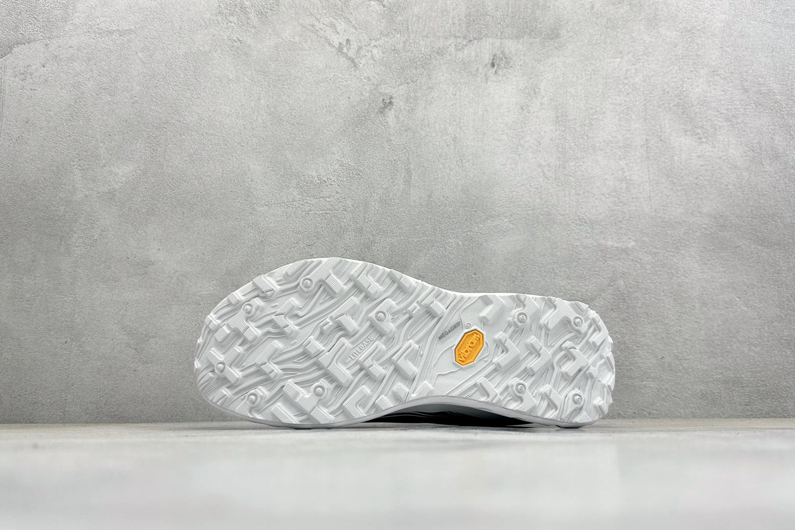 Norda 诺达 002 Sneaker 越野跑步鞋 加拿大高端品牌 TFO002WSMTBLK Norda 诺达 002 Sneaker 越野跑步鞋 加拿大高端品牌 TFO002WSMTBLK