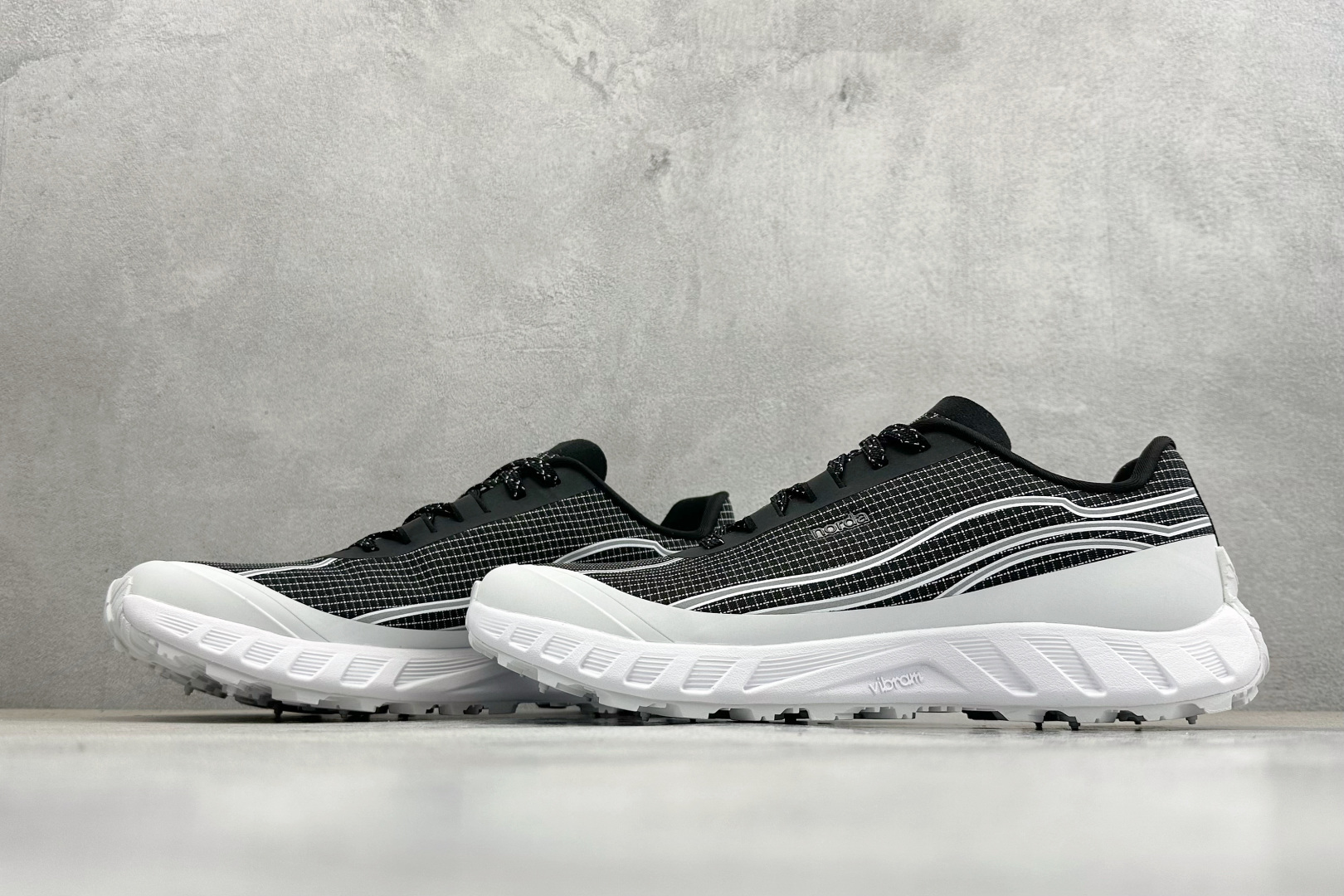 Norda 诺达 002 Sneaker 越野跑步鞋 加拿大高端品牌 TFO002WSMTBLK Norda 诺达 002 Sneaker 越野跑步鞋 加拿大高端品牌 TFO002WSMTBLK