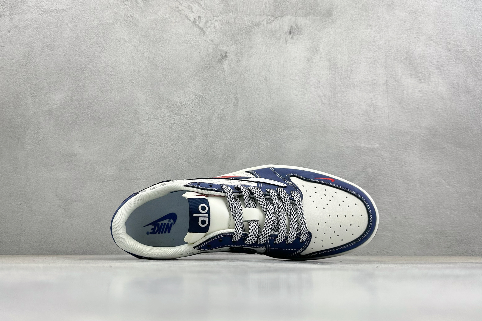 280 Travis Scott x Fragment Design x Air Jordan 1 Low SP AJ1 乔1联名 海军蓝 低帮文化休闲板鞋 DZ2688-012-Chinese UA Cheap High Quatity Brand Clothes Bags handbags Sneakers wholesale wholesaler seller from China Factory suppliers Fashion Clothing Shoes best Quality Beautiful Price 280 Travis Scott x Fragment Design x Air Jordan 1 Low SP AJ1 乔1联名 海军蓝 低帮文化休闲板鞋 DZ2688-012