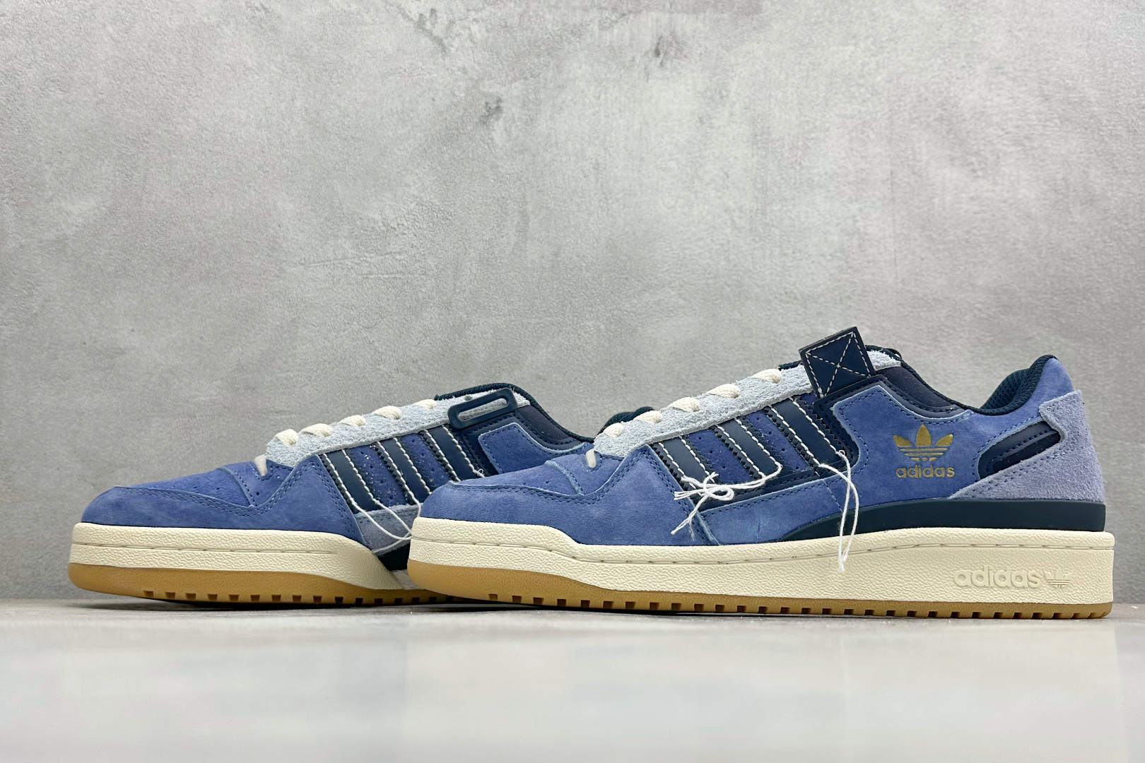 160 HX版AD Forum 84 Low 低帮百搭潮流休闲运动板鞋 GW0298-Chinese UA Cheap High Quatity Brand Clothes Bags handbags Sneakers wholesale wholesaler seller from China Factory suppliers Fashion Clothing Shoes best Quality Beautiful Price 160 HX版AD Forum 84 Low 低帮百搭潮流休闲运动板鞋 GW0298