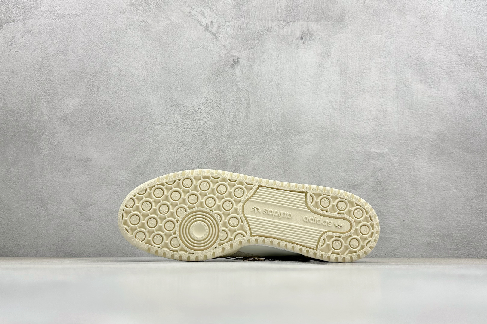 160 HX版AD Forum 84 Low 低帮百搭潮流休闲运动板鞋 GW0299
