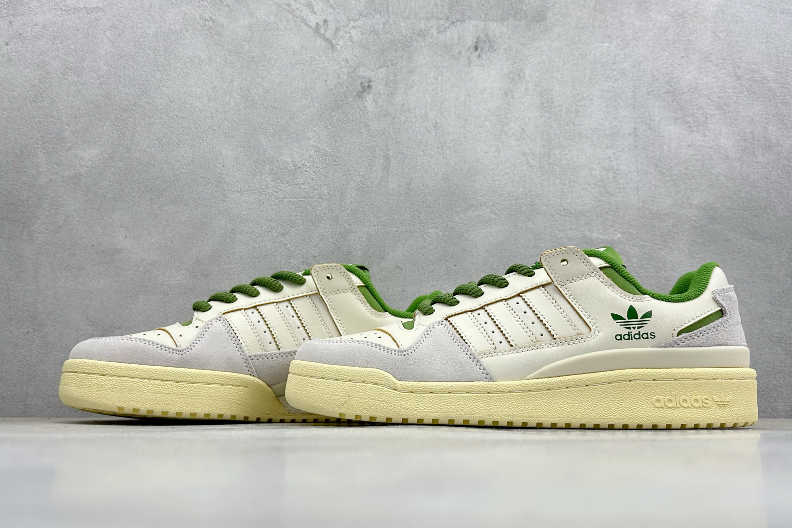 160 HX版AD Forum 84 Low 低帮百搭潮流休闲运动板鞋 FZ6296-Chinese UA Cheap High Quatity Brand Clothes Bags handbags Sneakers wholesale wholesaler seller from China Factory suppliers Fashion Clothing Shoes best Quality Beautiful Price 160 HX版AD Forum 84 Low 低帮百搭潮流休闲运动板鞋 FZ6296