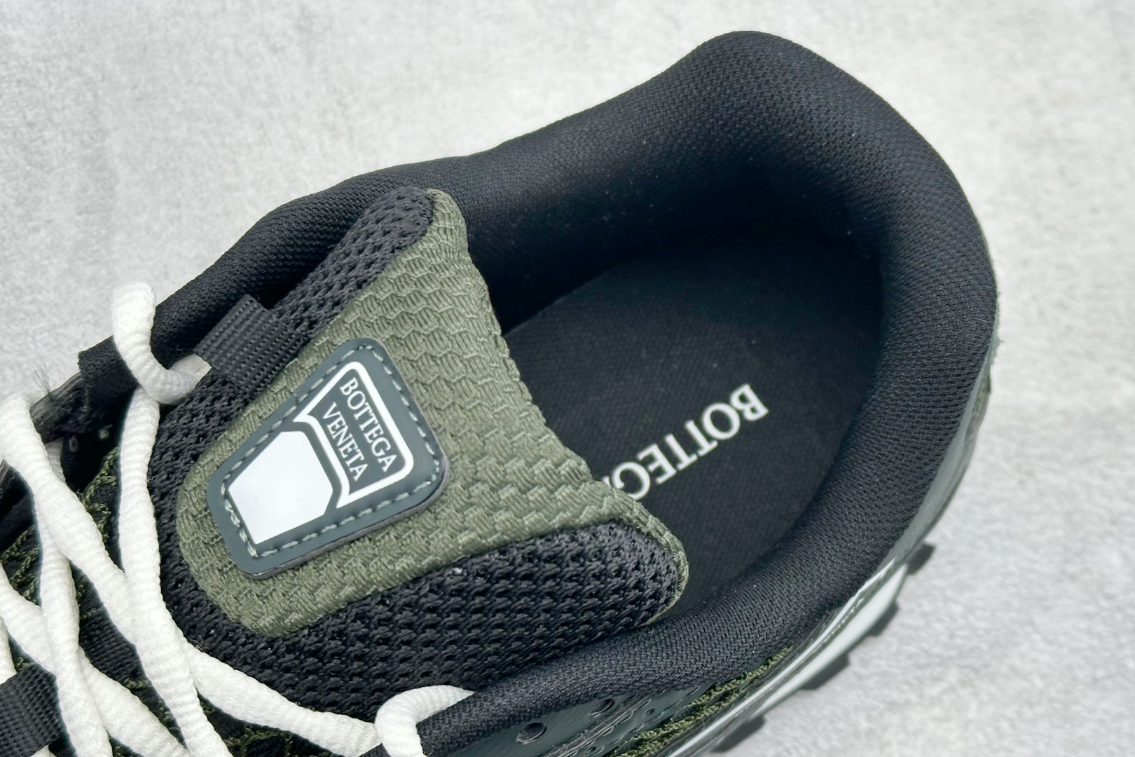 380 M版BOTTEGA VENETA Orbit Runner BV葆蝶家时尚休闲王一博同款老爹鞋运动鞋-Chinese UA Cheap High Quatity Brand Clothes Bags handbags Sneakers wholesale wholesaler seller from China Factory suppliers Fashion Clothing Shoes best Quality Beautiful Price 380 M版BOTTEGA VENETA Orbit Runner BV葆蝶家时尚休闲王一博同款老爹鞋运动鞋