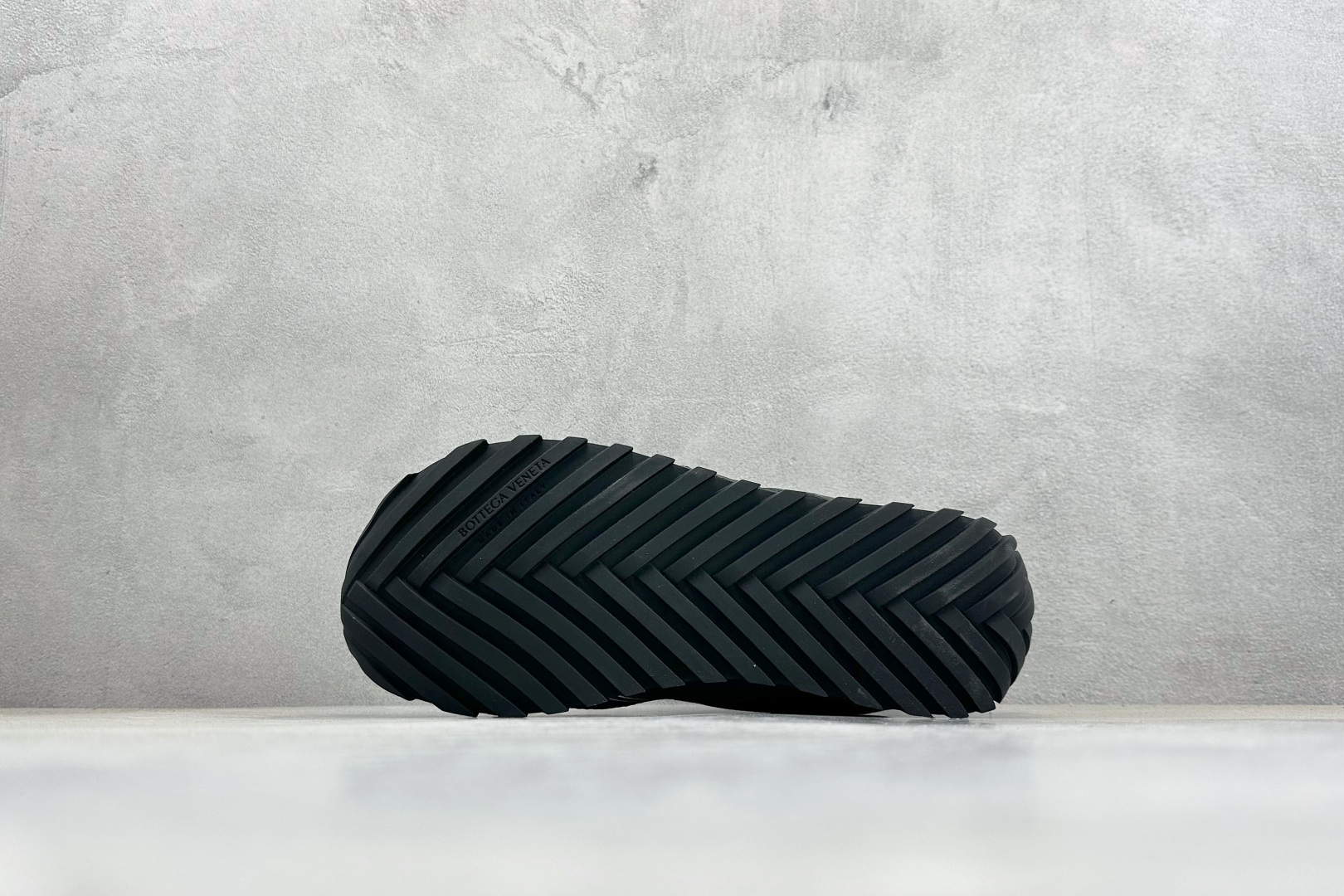 380 M版BOTTEGA VENETA Orbit Runner BV葆蝶家时尚休闲王一博同款老爹鞋运动鞋-Chinese UA Cheap High Quatity Brand Clothes Bags handbags Sneakers wholesale wholesaler seller from China Factory suppliers Fashion Clothing Shoes best Quality Beautiful Price 380 M版BOTTEGA VENETA Orbit Runner BV葆蝶家时尚休闲王一博同款老爹鞋运动鞋