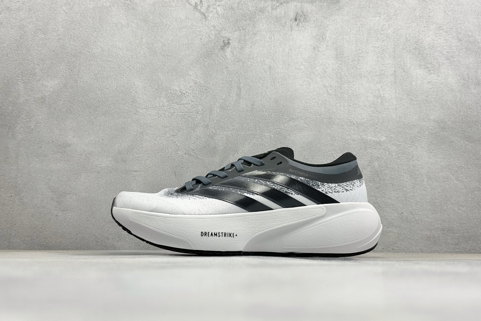 200 TY版Adidas Supernova Rise 3 阿迪达斯 减震回弹 运动透气休闲跑步鞋 KK1204-Chinese UA Cheap High Quatity Brand Clothes Bags handbags Sneakers wholesale wholesaler seller from China Factory suppliers Fashion Clothing Shoes best Quality Beautiful Price 200 TY版Adidas Supernova Rise 3 阿迪达斯 减震回弹 运动透气休闲跑步鞋 KK1204