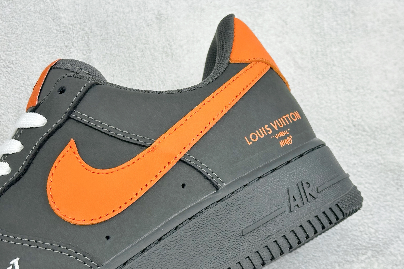 260 SC版NIke Air Force 1 '07 Low “马年限定--炭灰暮橙” 空军一号低帮 运动鞋 XY9025-004-Chinese UA Cheap High Quatity Brand Clothes Bags handbags Sneakers wholesale wholesaler seller from China Factory suppliers Fashion Clothing Shoes best Quality Beautiful Price 260 SC版NIke Air Force 1 '07 Low “马年限定--炭灰暮橙” 空军一号低帮 运动鞋 XY9025-004
