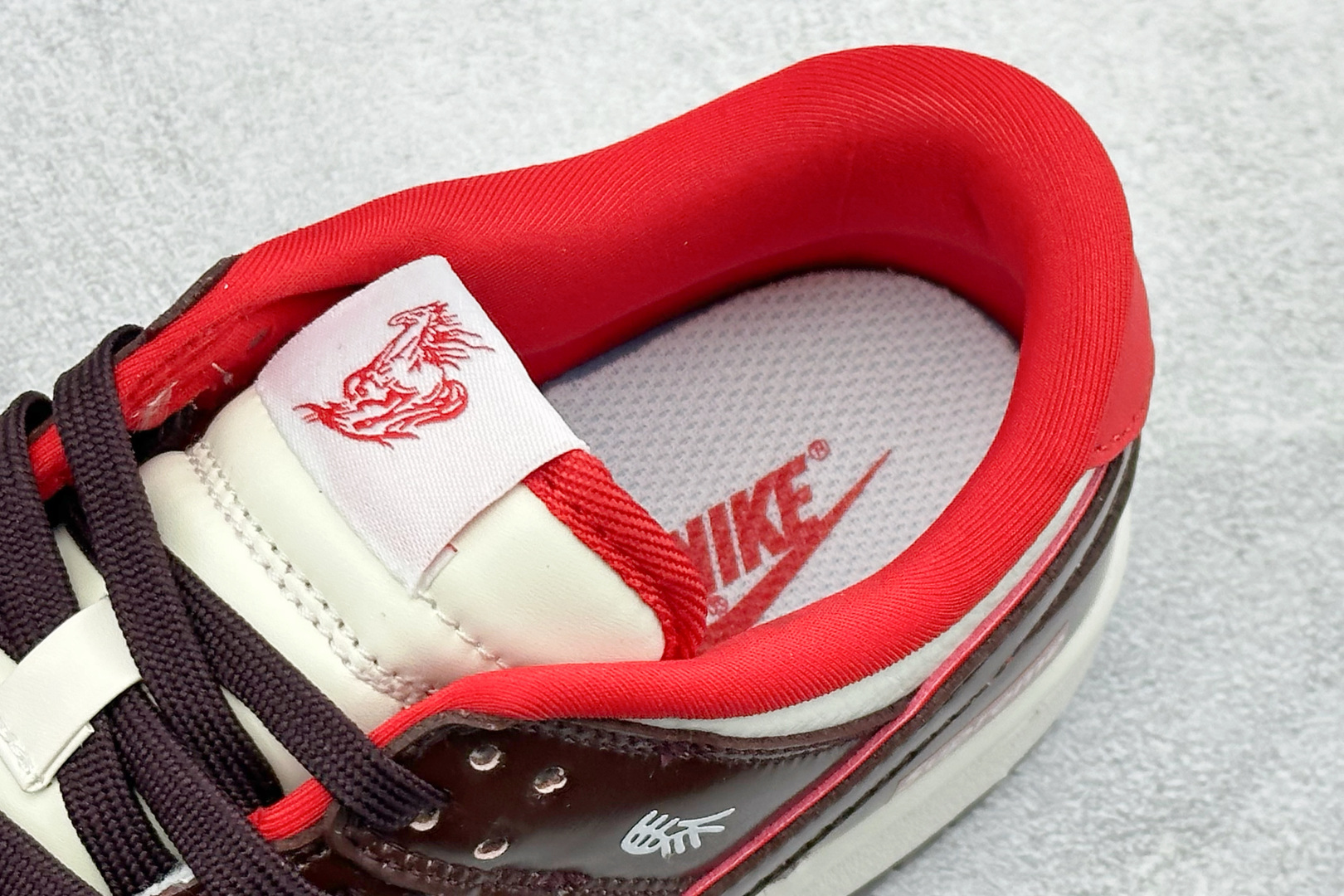 280 SC版Nike SB Dunk Low 马年限定 鸿运米棕 高端定制 低帮休闲板鞋 NH0601-480-Chinese UA Cheap High Quatity Brand Clothes Bags handbags Sneakers wholesale wholesaler seller from China Factory suppliers Fashion Clothing Shoes best Quality Beautiful Price 280 SC版Nike SB Dunk Low 马年限定 鸿运米棕 高端定制 低帮休闲板鞋 NH0601-480