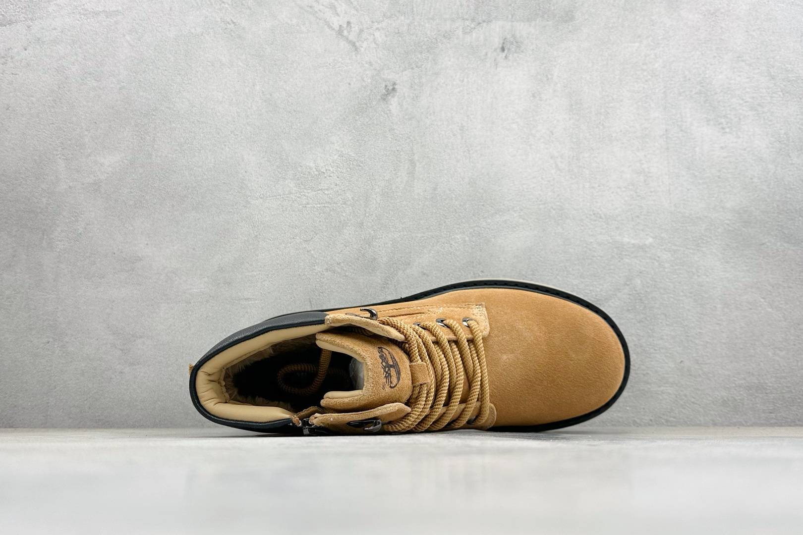240 Timberland添柏岚/天伯伦 秋冬新品(毛绒内里保暖锁热)秋冬必备户外休闲大黄靴系列 TB10052-Chinese UA Cheap High Quatity Brand Clothes Bags handbags Sneakers wholesale wholesaler seller from China Factory suppliers Fashion Clothing Shoes best Quality Beautiful Price 240 Timberland添柏岚/天伯伦 秋冬新品(毛绒内里保暖锁热)秋冬必备户外休闲大黄靴系列 TB10052
