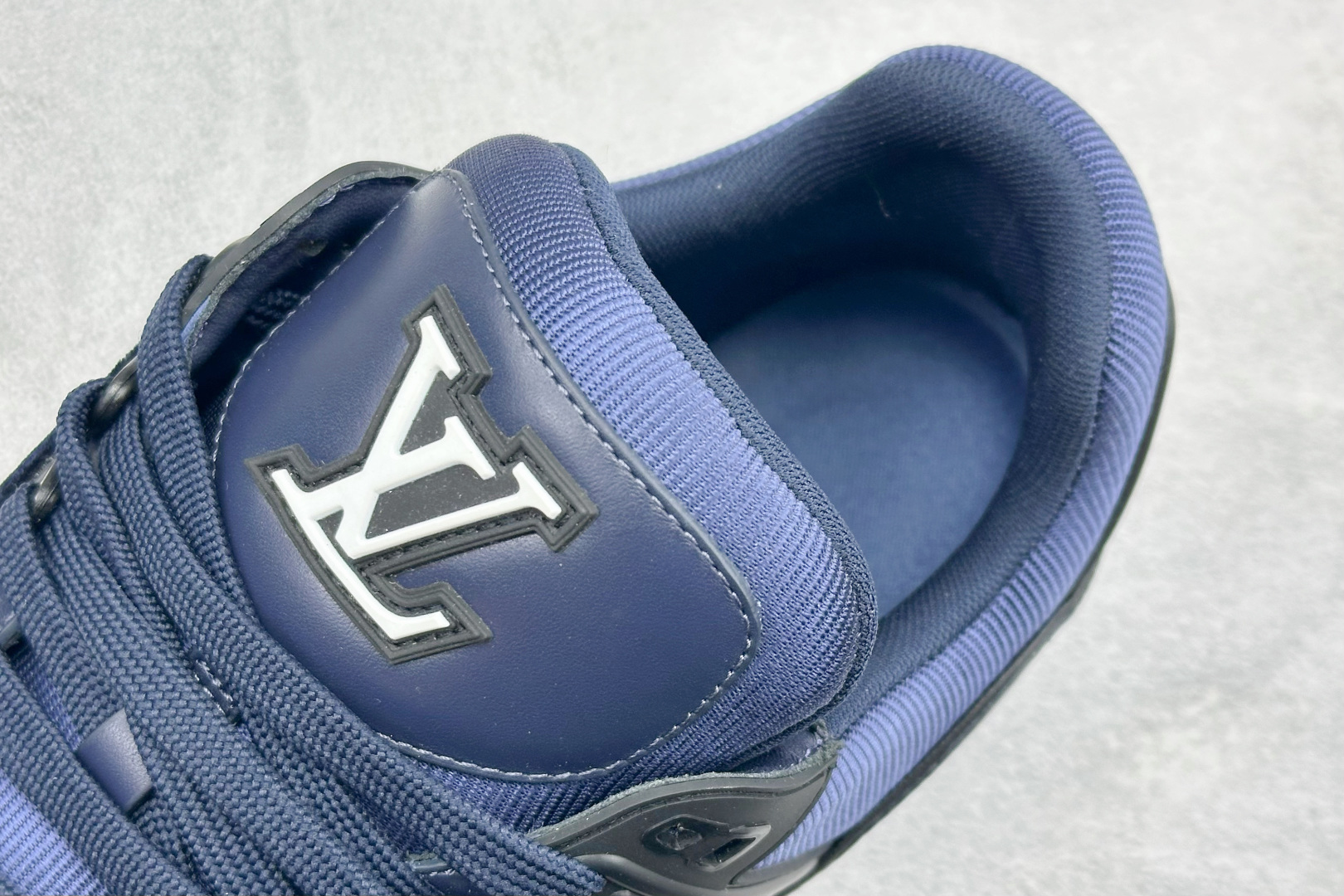 540 YS纯原LouisVuitton路易威登LVTrainer系列高奢运动鞋-Chinese UA Cheap High Quatity Brand Clothes Bags handbags Sneakers wholesale wholesaler seller from China Factory suppliers Fashion Clothing Shoes best Quality Beautiful Price 540 YS纯原LouisVuitton路易威登LVTrainer系列高奢运动鞋