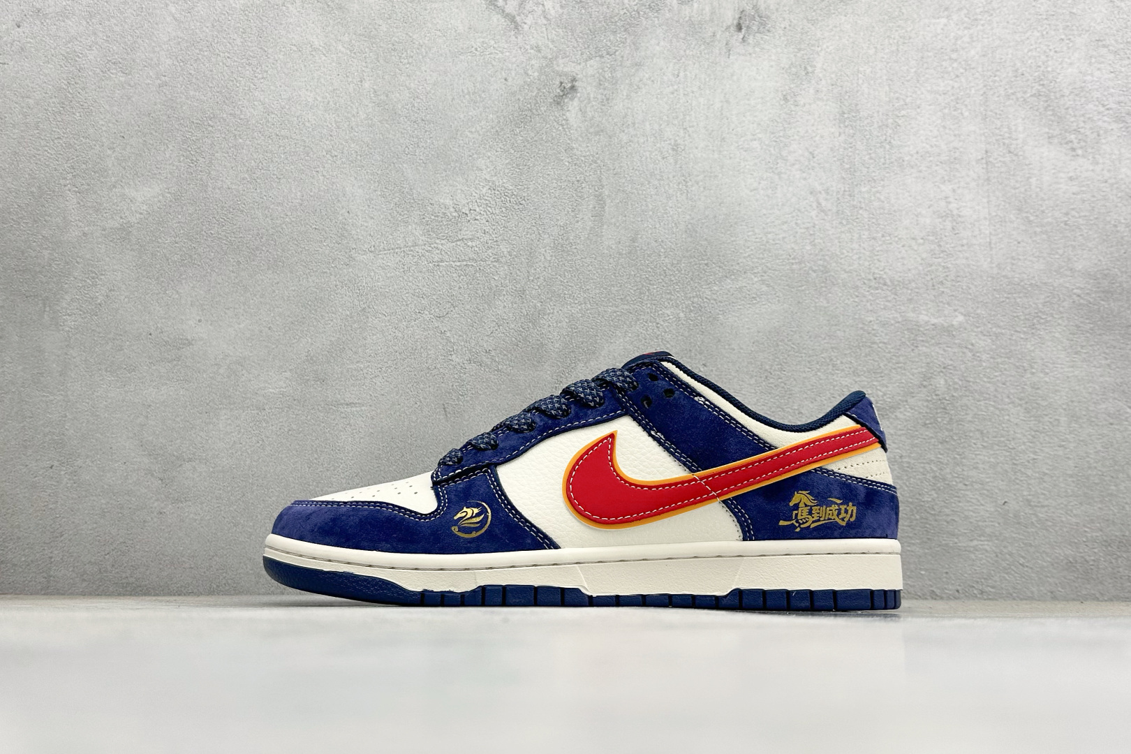 260 Nike SB Dunk Low 马年限定 高端定制 低帮休闲板鞋 LX1988-818-Chinese UA Cheap High Quatity Brand Clothes Bags handbags Sneakers wholesale wholesaler seller from China Factory suppliers Fashion Clothing Shoes best Quality Beautiful Price 260 Nike SB Dunk Low 马年限定 高端定制 低帮休闲板鞋 LX1988-818