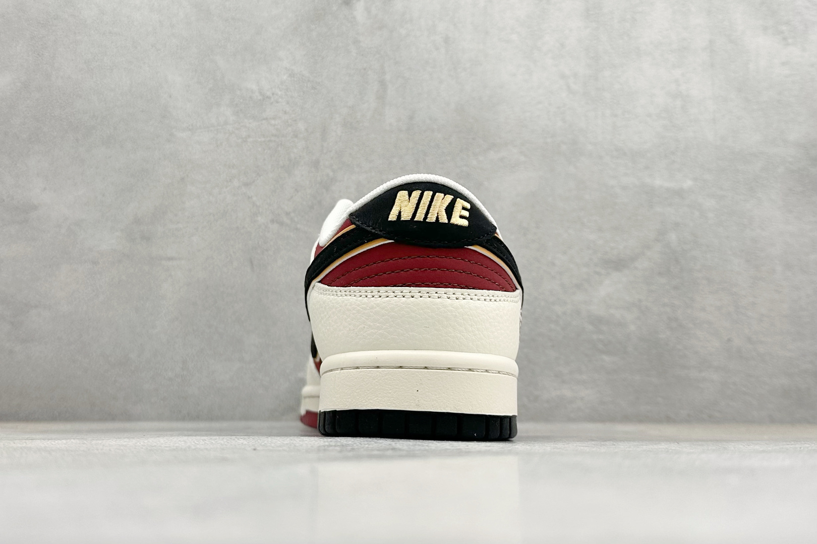 270 Nike SB Dunk Low 爆款高端定制 QW5288-113-Chinese UA Cheap High Quatity Brand Clothes Bags handbags Sneakers wholesale wholesaler seller from China Factory suppliers Fashion Clothing Shoes best Quality Beautiful Price 270 Nike SB Dunk Low 爆款高端定制 QW5288-113