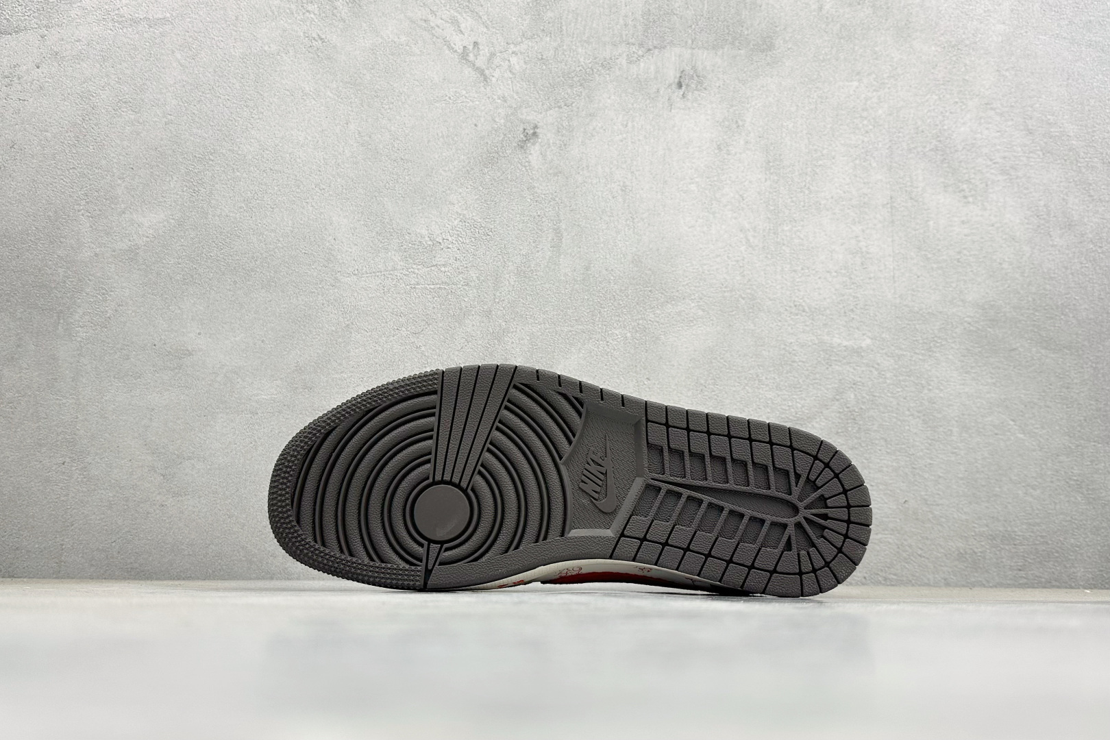 Air Jordan 1 Low AJ1 乔1 马年限定 高端定制 倒钩低帮复古篮球鞋 YX5066-415 Air Jordan 1 Low AJ1 乔1 马年限定 高端定制 倒钩低帮复古篮球鞋 YX5066-415