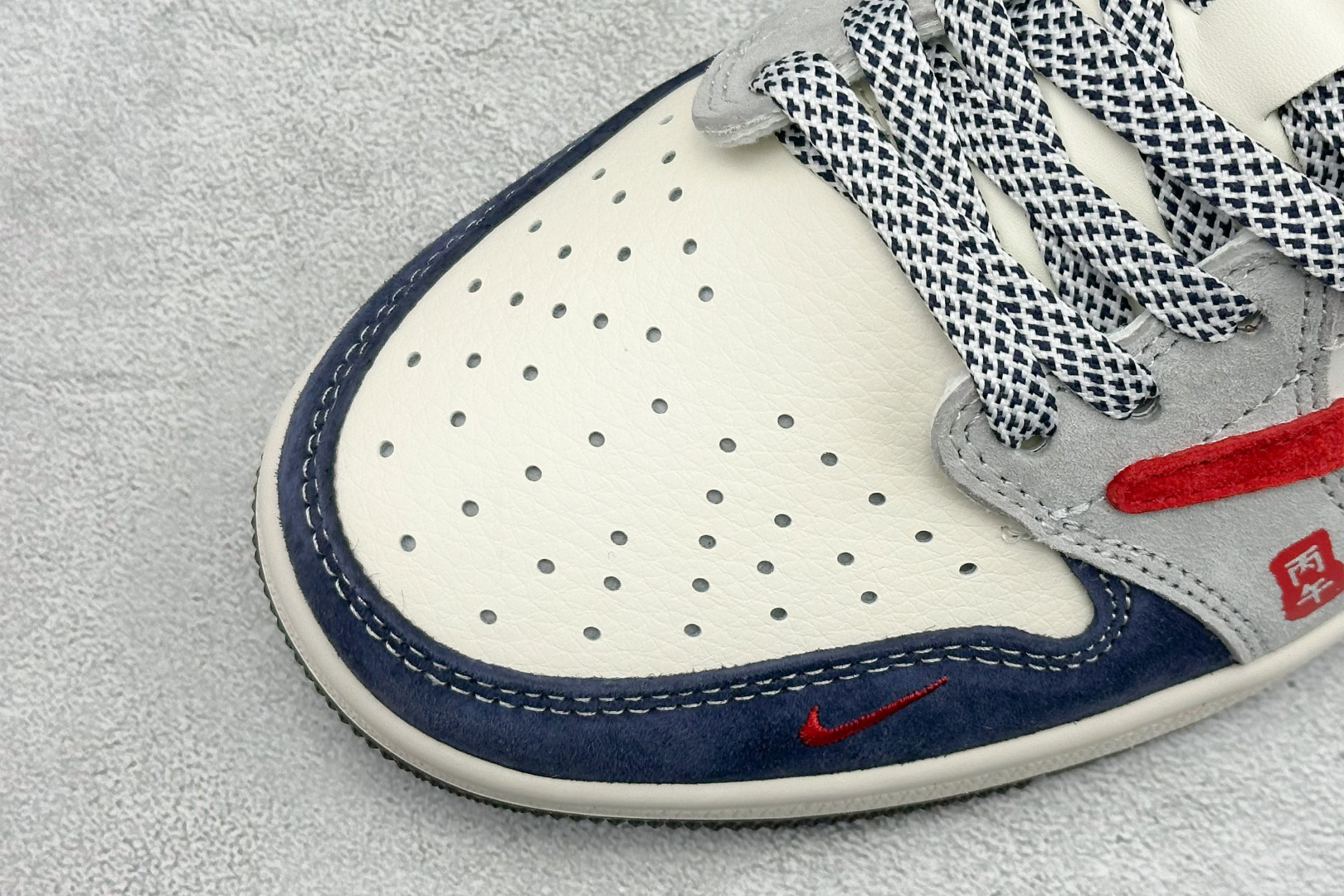 Air Jordan 1 Low AJ1 乔1 马年限定 高端定制 倒钩低帮复古篮球鞋 YX5066-415 Air Jordan 1 Low AJ1 乔1 马年限定 高端定制 倒钩低帮复古篮球鞋 YX5066-415