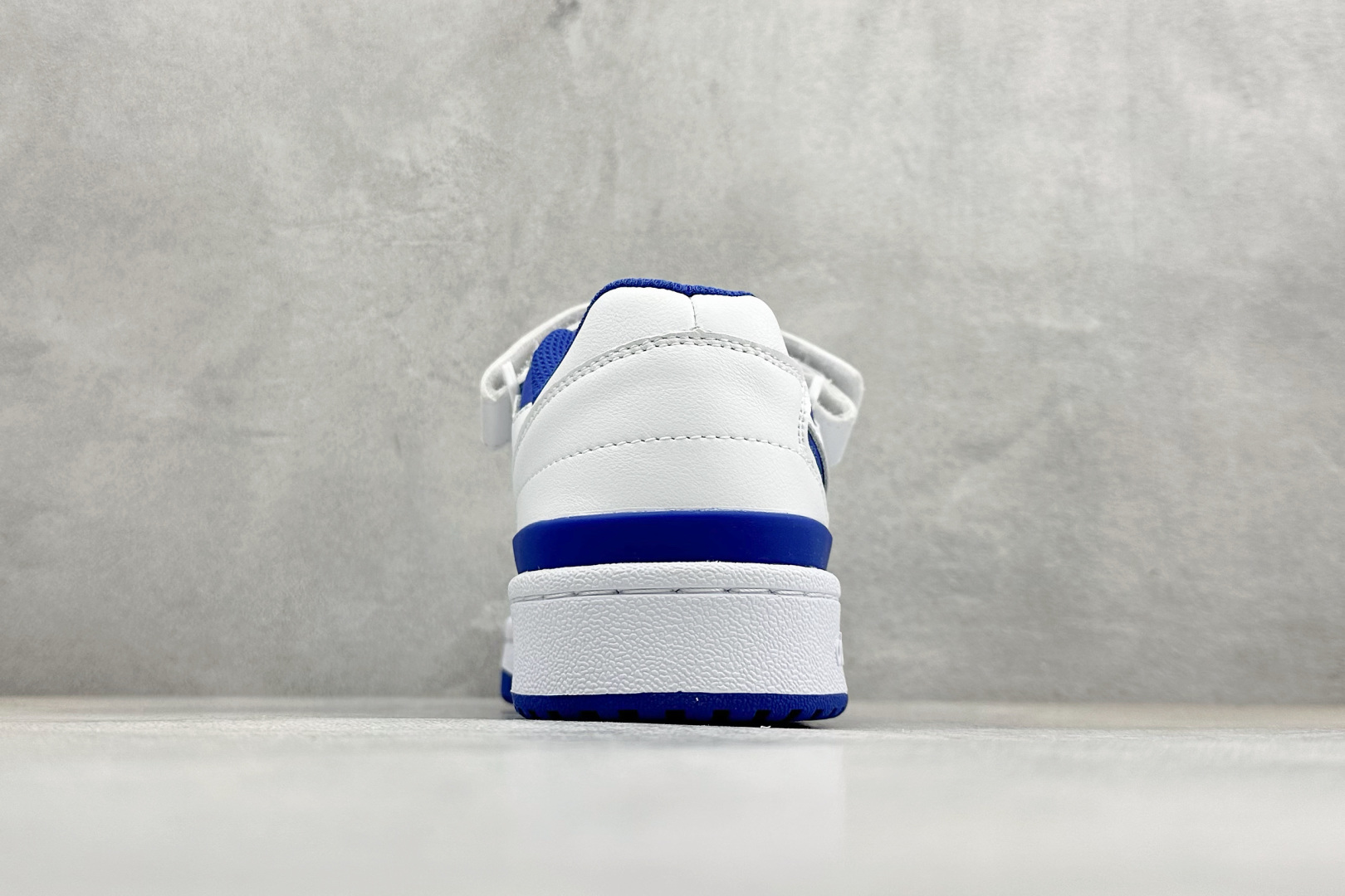 160 HX版AD Forum 84 Low 低帮百搭潮流休闲运动板鞋 FY7974-Chinese UA Cheap High Quatity Brand Clothes Bags handbags Sneakers wholesale wholesaler seller from China Factory suppliers Fashion Clothing Shoes best Quality Beautiful Price 160 HX版AD Forum 84 Low 低帮百搭潮流休闲运动板鞋 FY7974