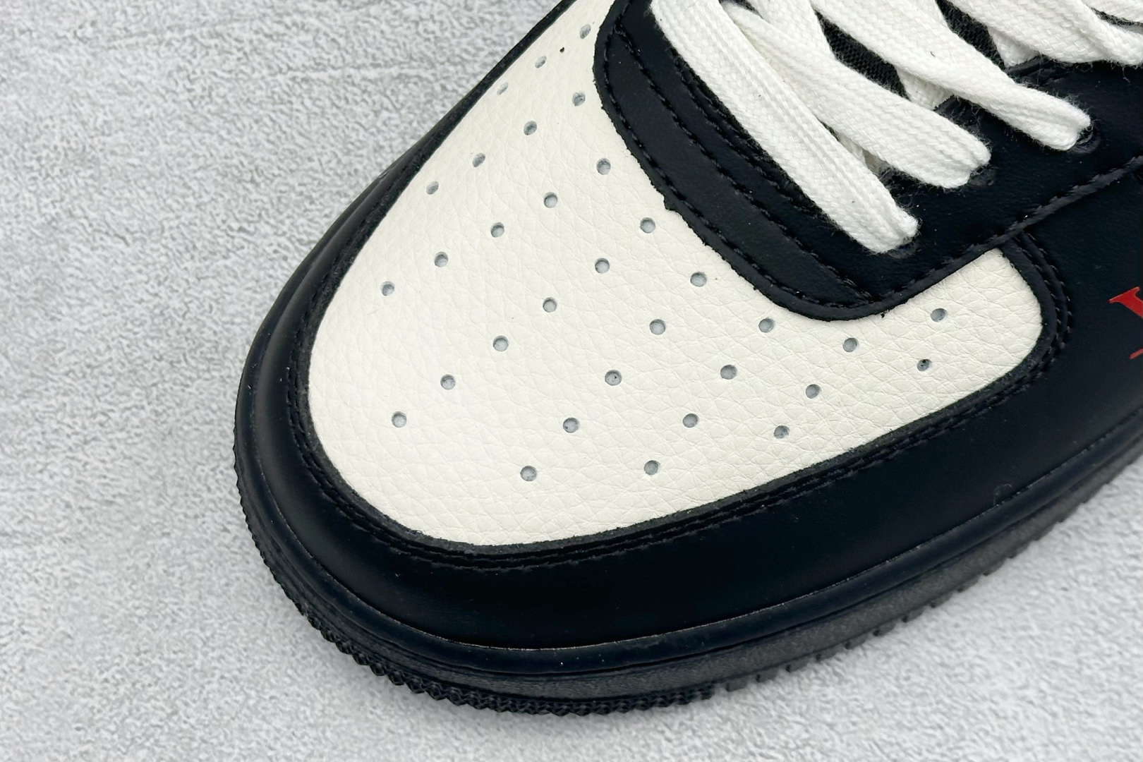 260 SC版Nike Air Force 1'07 Low 马年限定 墨白凝脂 空军一号低帮休闲板鞋 FV3694-104-Chinese UA Cheap High Quatity Brand Clothes Bags handbags Sneakers wholesale wholesaler seller from China Factory suppliers Fashion Clothing Shoes best Quality Beautiful Price 260 SC版Nike Air Force 1'07 Low 马年限定 墨白凝脂 空军一号低帮休闲板鞋 FV3694-104