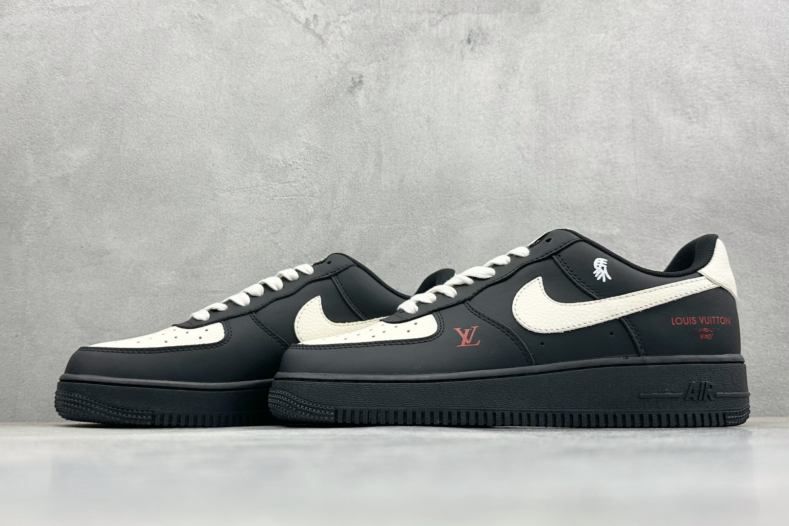 260 SC版Nike Air Force 1'07 Low 马年限定 墨白凝脂 空军一号低帮休闲板鞋 FV3694-104-Chinese UA Cheap High Quatity Brand Clothes Bags handbags Sneakers wholesale wholesaler seller from China Factory suppliers Fashion Clothing Shoes best Quality Beautiful Price 260 SC版Nike Air Force 1'07 Low 马年限定 墨白凝脂 空军一号低帮休闲板鞋 FV3694-104