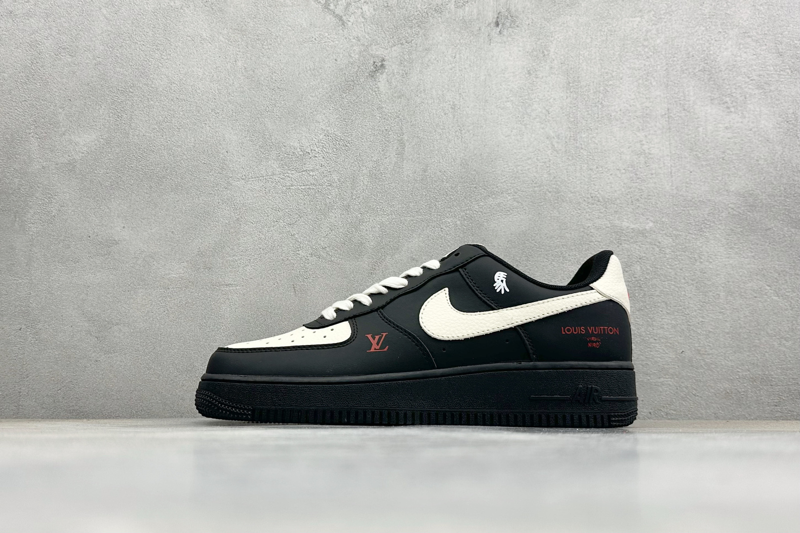 260 SC版Nike Air Force 1'07 Low 马年限定 墨白凝脂 空军一号低帮休闲板鞋 FV3694-104-Chinese UA Cheap High Quatity Brand Clothes Bags handbags Sneakers wholesale wholesaler seller from China Factory suppliers Fashion Clothing Shoes best Quality Beautiful Price 260 SC版Nike Air Force 1'07 Low 马年限定 墨白凝脂 空军一号低帮休闲板鞋 FV3694-104