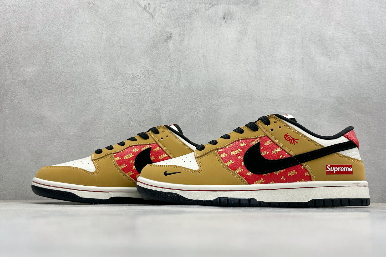 280 SC版Nike SB Dunk Low“马年限定——琥珀丹红” 高端私人定制 低帮休闲板鞋 NH0601-489