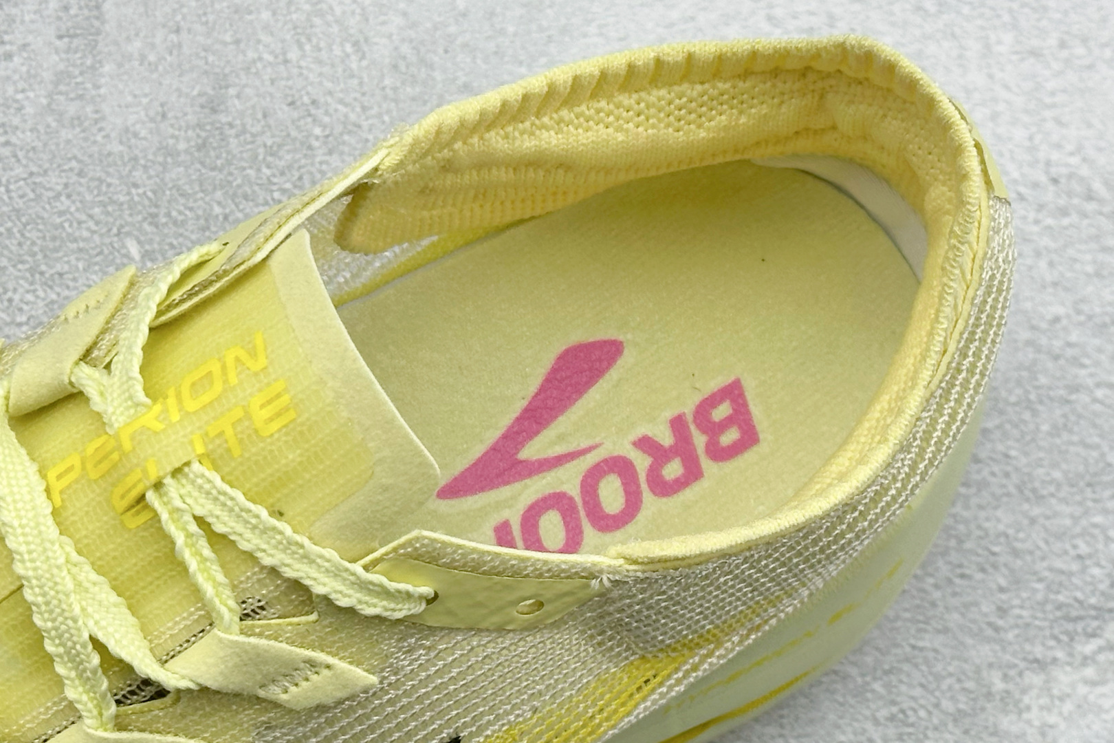 200 Brooks布鲁克斯 Hyperion EIite 5 网面耐磨透气休闲跑步鞋 100049-1D-756