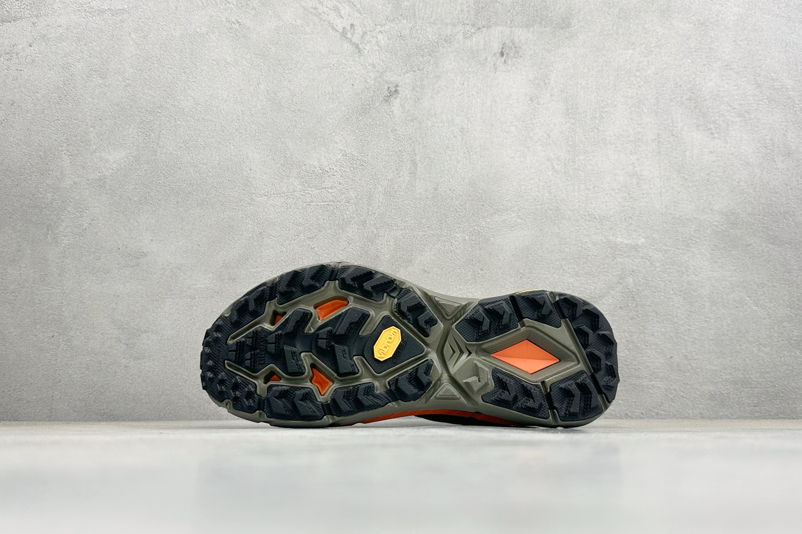 190 HOKA ONE ONE Mafate Speed 4 飞速玛法特4代系列低帮轻量户外越野休闲运动慢跑鞋 1129930-AQL-Chinese UA Cheap High Quatity Brand Clothes Bags handbags Sneakers wholesale wholesaler seller from China Factory suppliers Fashion Clothing Shoes best Quality Beautiful Price 190 HOKA ONE ONE Mafate Speed 4 飞速玛法特4代系列低帮轻量户外越野休闲运动慢跑鞋 1129930-AQL
