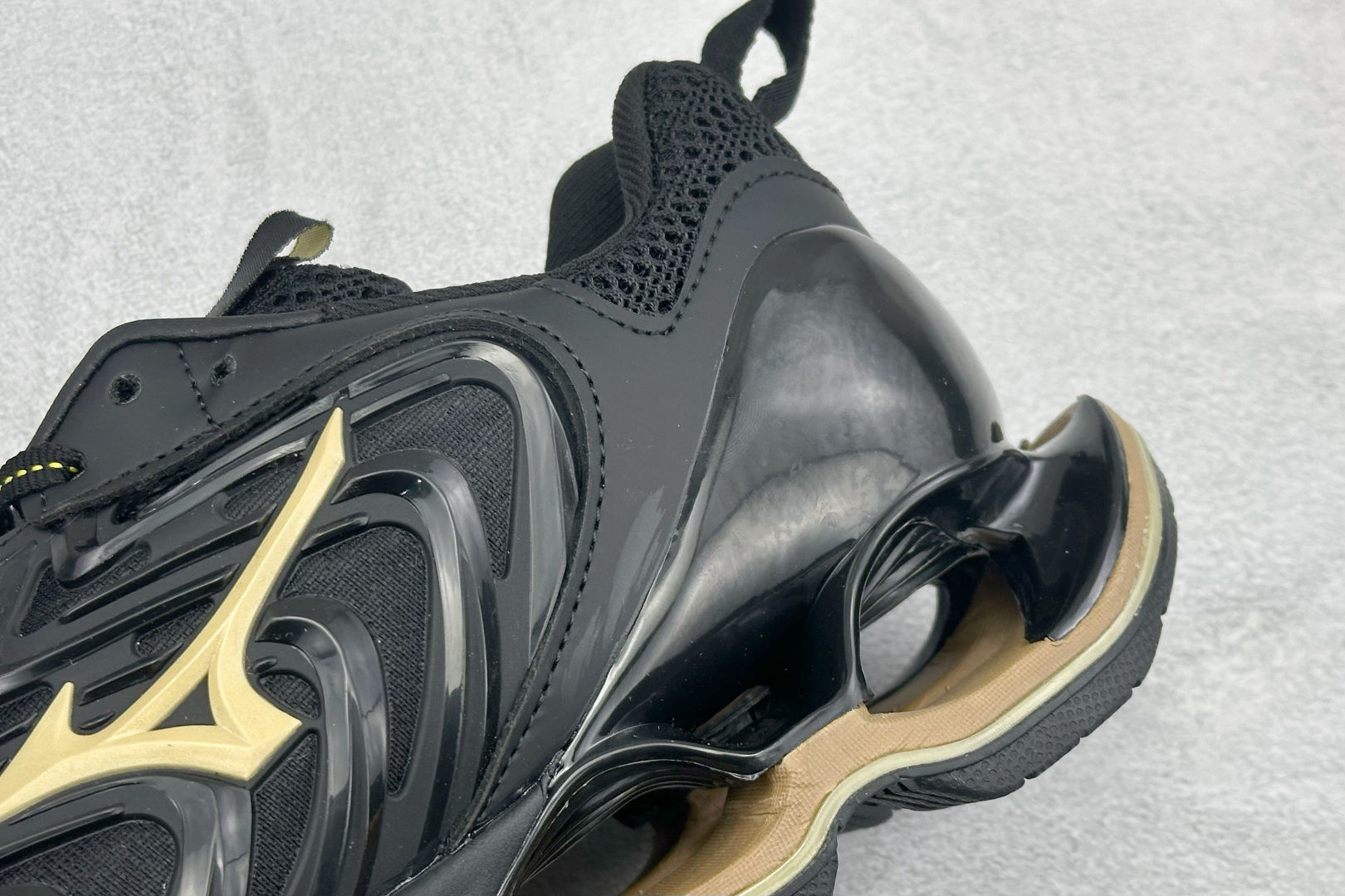 Mizuno 美津侬 WAVE PROPHECY 14S 复古时尚休闲舒适运动跑步鞋 J1GC25 Mizuno 美津侬 WAVE PROPHECY 14S 复古时尚休闲舒适运动跑步鞋 J1GC25