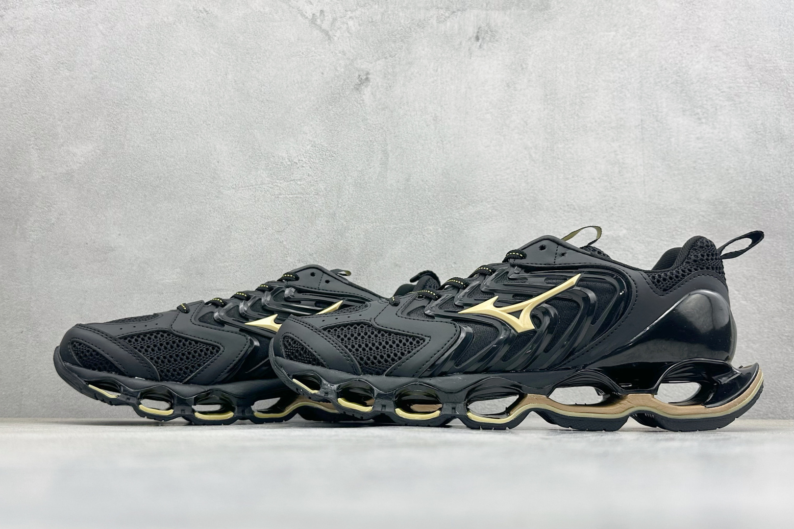 Mizuno 美津侬 WAVE PROPHECY 14S 复古时尚休闲舒适运动跑步鞋 J1GC25 Mizuno 美津侬 WAVE PROPHECY 14S 复古时尚休闲舒适运动跑步鞋 J1GC25