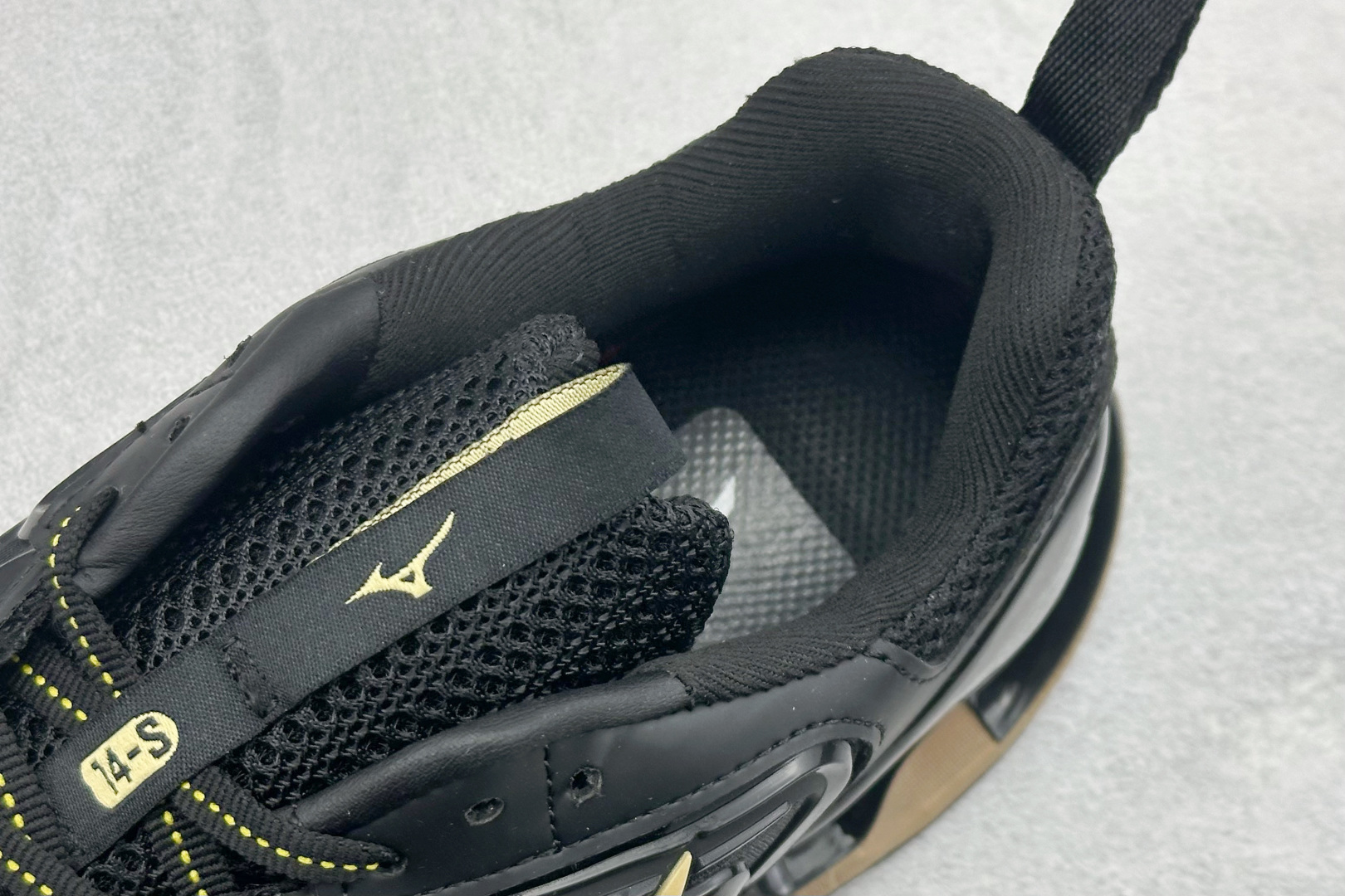 Mizuno 美津侬 WAVE PROPHECY 14S 复古时尚休闲舒适运动跑步鞋 J1GC25 Mizuno 美津侬 WAVE PROPHECY 14S 复古时尚休闲舒适运动跑步鞋 J1GC25