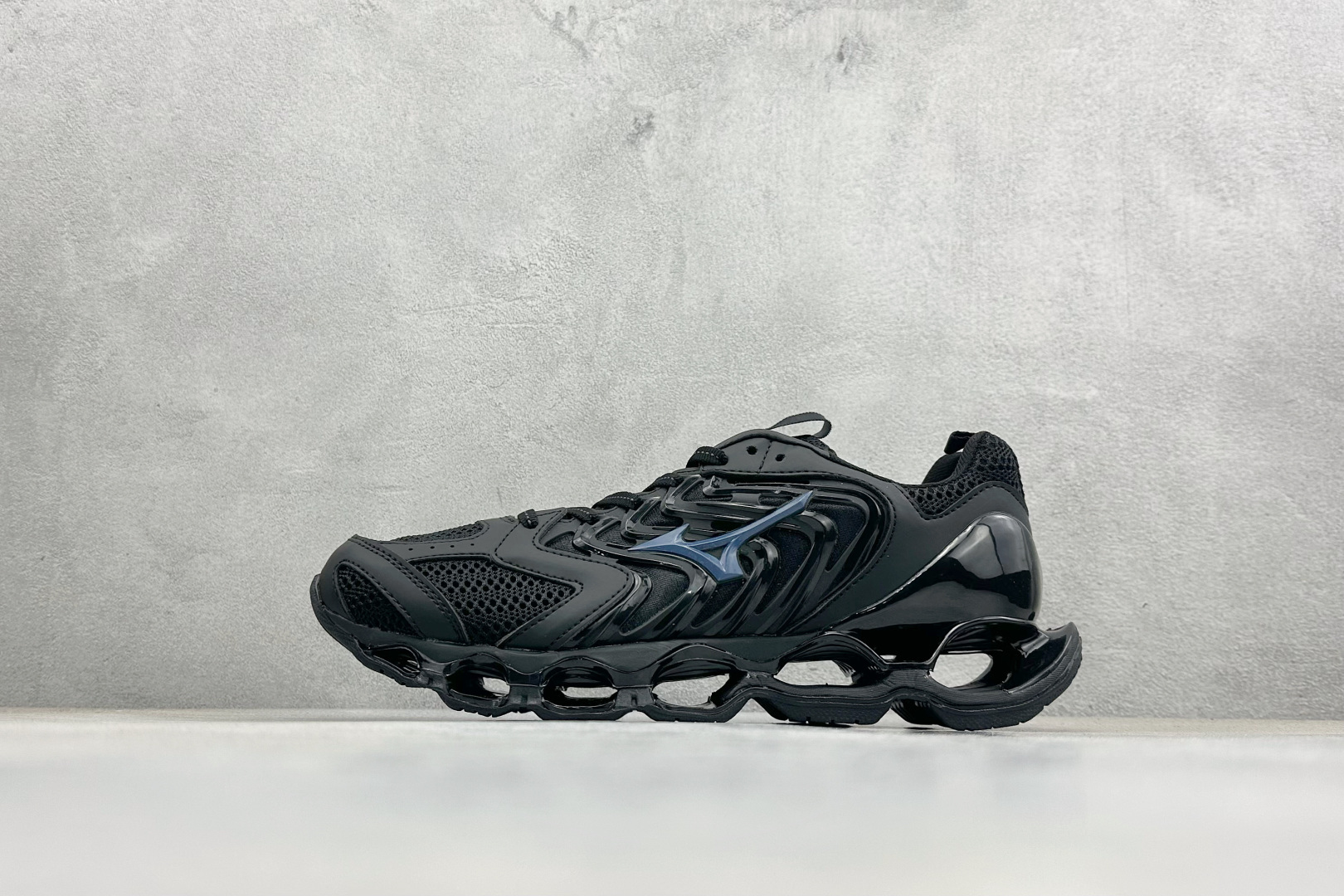260 Mizuno 美津侬 WAVE PROPHECY 14S 复古时尚休闲舒适运动跑步鞋 J1GC25-Chinese UA Cheap High Quatity Brand Clothes Bags handbags Sneakers wholesale wholesaler seller from China Factory suppliers Fashion Clothing Shoes best Quality Beautiful Price 260 Mizuno 美津侬 WAVE PROPHECY 14S 复古时尚休闲舒适运动跑步鞋 J1GC25