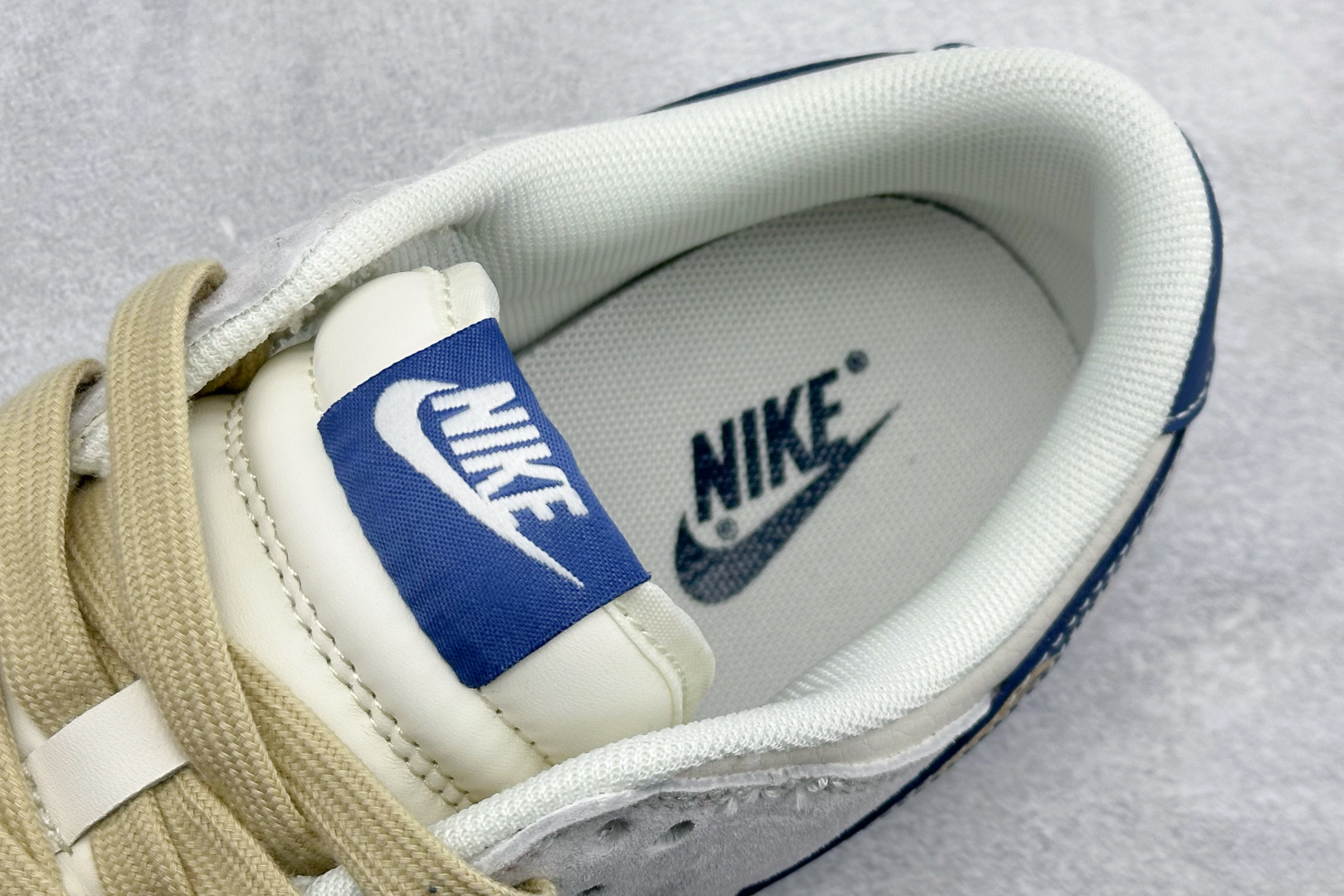 Nike Dunk Low Retro 马年限定 周年高端定制 低帮休闲板鞋 LX1988-812 Nike Dunk Low Retro 马年限定 周年高端定制 低帮休闲板鞋 LX1988-812