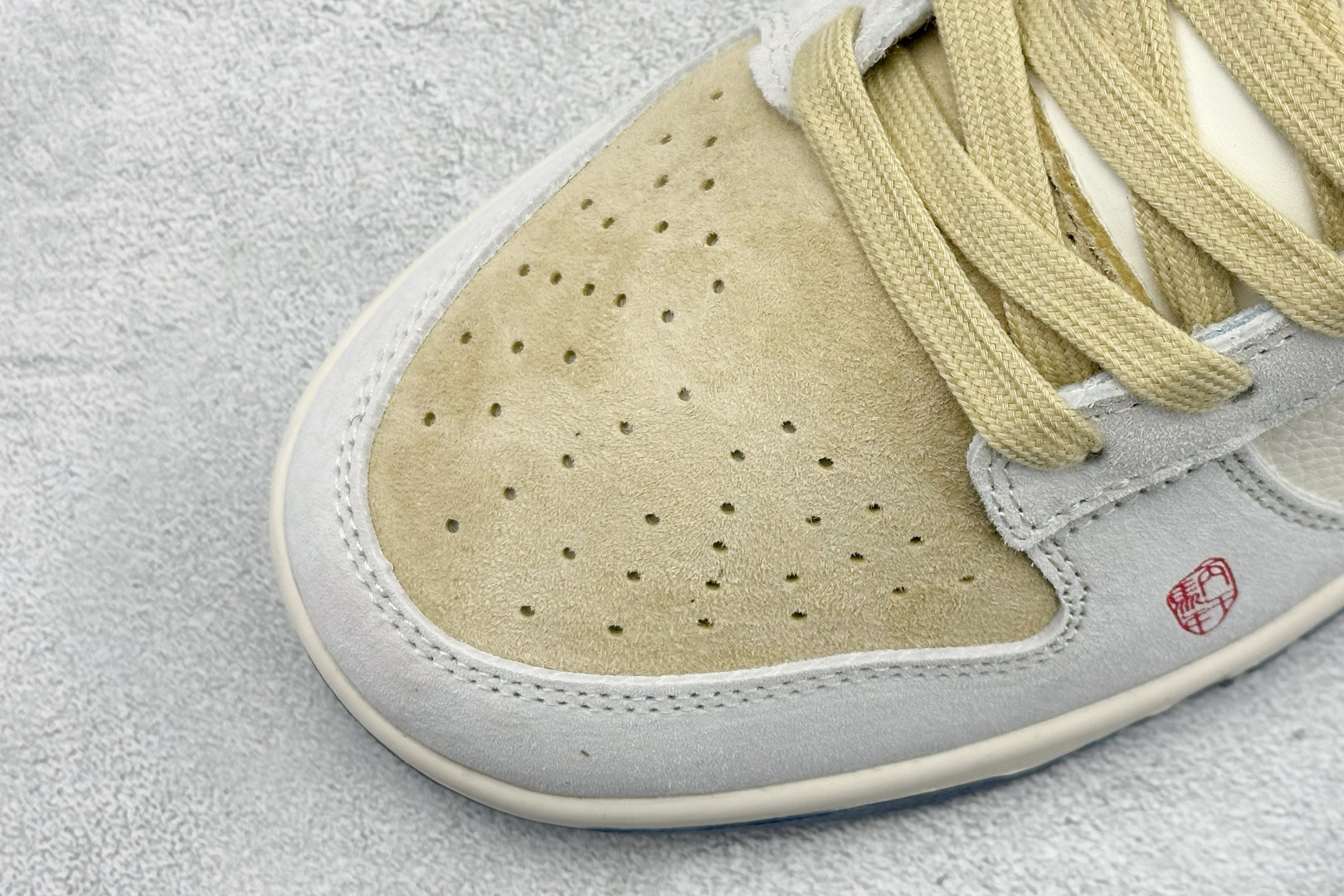 Nike Dunk Low Retro 马年限定 周年高端定制 低帮休闲板鞋 LX1988-812 Nike Dunk Low Retro 马年限定 周年高端定制 低帮休闲板鞋 LX1988-812