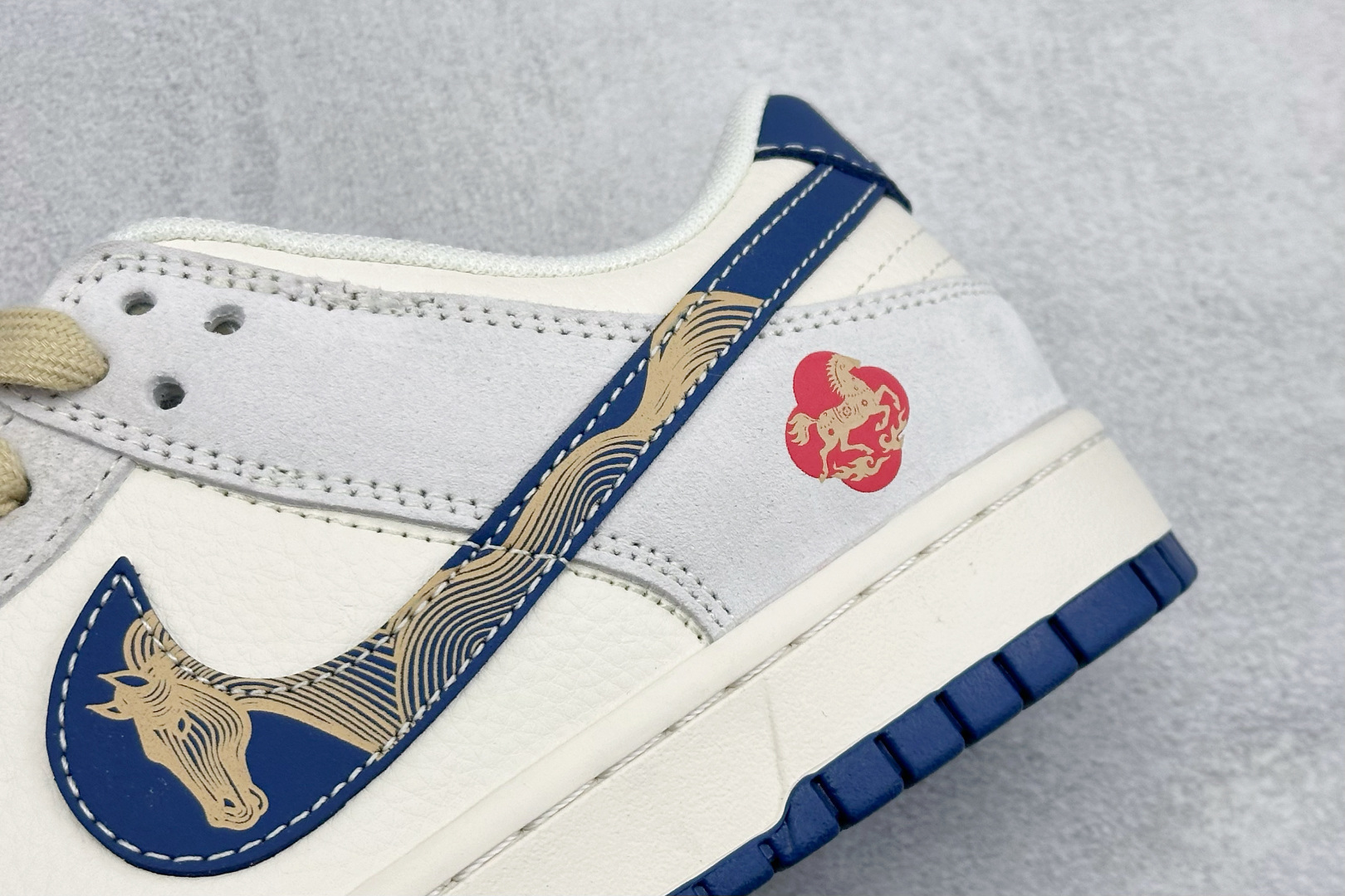 Nike Dunk Low Retro 马年限定 周年高端定制 低帮休闲板鞋 LX1988-812 Nike Dunk Low Retro 马年限定 周年高端定制 低帮休闲板鞋 LX1988-812
