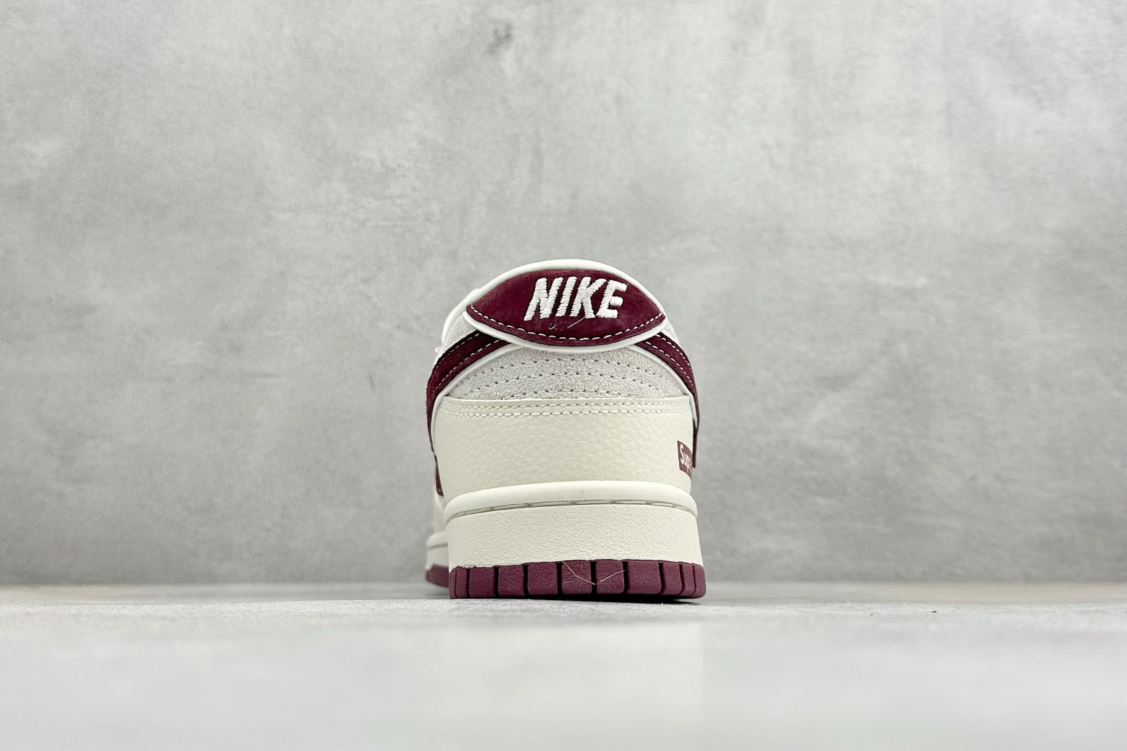 260 Nike Dunk Low Retro 马年限定 周年高端定制 低帮休闲板鞋 DN3168-011