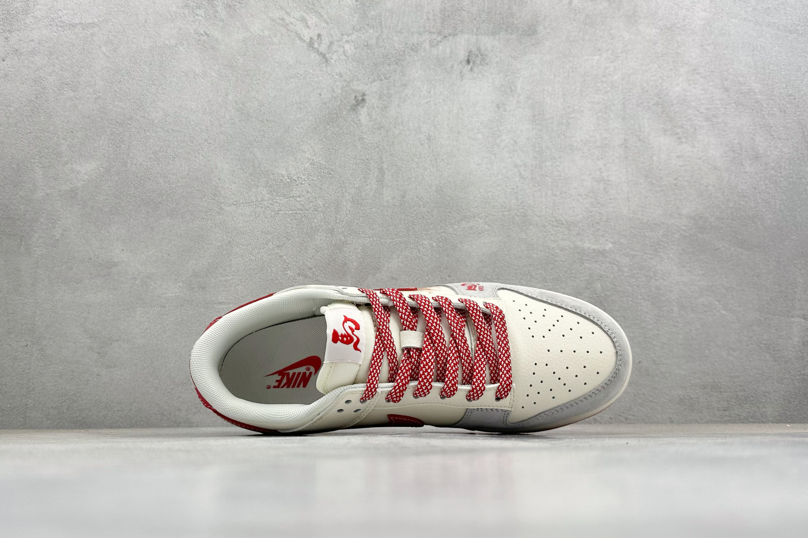 270 Nike Dunk Low Retro 马年限定 周年高端定制 低帮休闲板鞋 FC1688-241-Chinese UA Cheap High Quatity Brand Clothes Bags handbags Sneakers wholesale wholesaler seller from China Factory suppliers Fashion Clothing Shoes best Quality Beautiful Price 270 Nike Dunk Low Retro 马年限定 周年高端定制 低帮休闲板鞋 FC1688-241