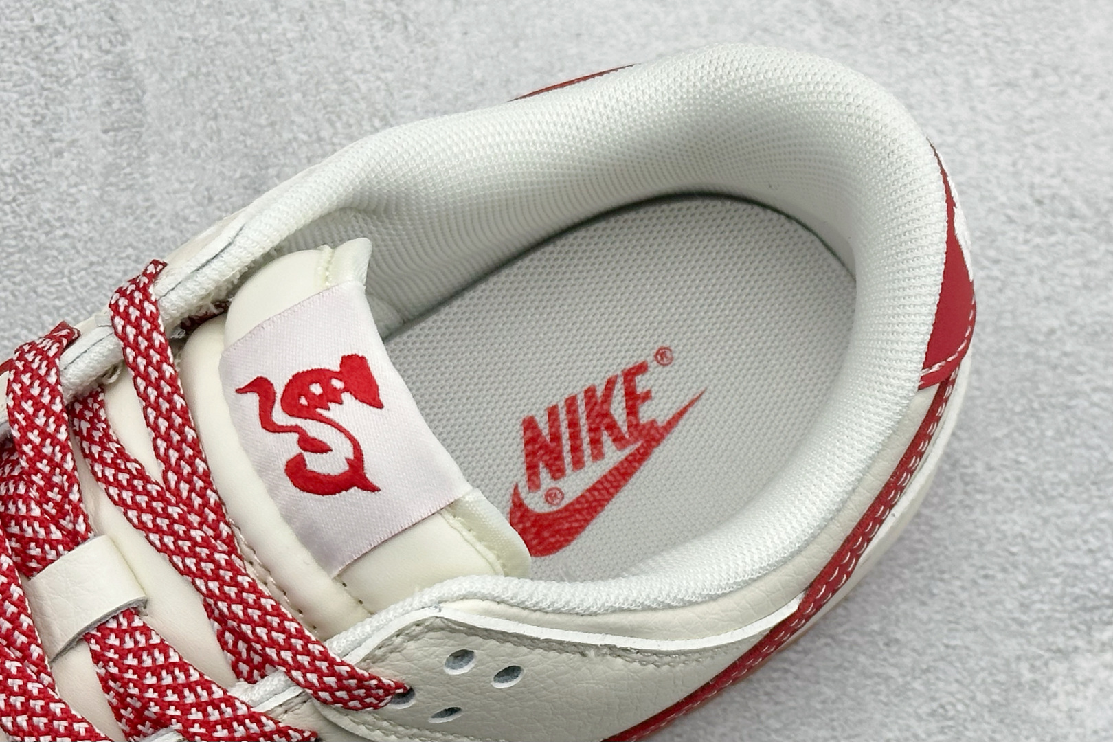 270 Nike Dunk Low Retro 马年限定 周年高端定制 低帮休闲板鞋 FC1688-241-Chinese UA Cheap High Quatity Brand Clothes Bags handbags Sneakers wholesale wholesaler seller from China Factory suppliers Fashion Clothing Shoes best Quality Beautiful Price 270 Nike Dunk Low Retro 马年限定 周年高端定制 低帮休闲板鞋 FC1688-241