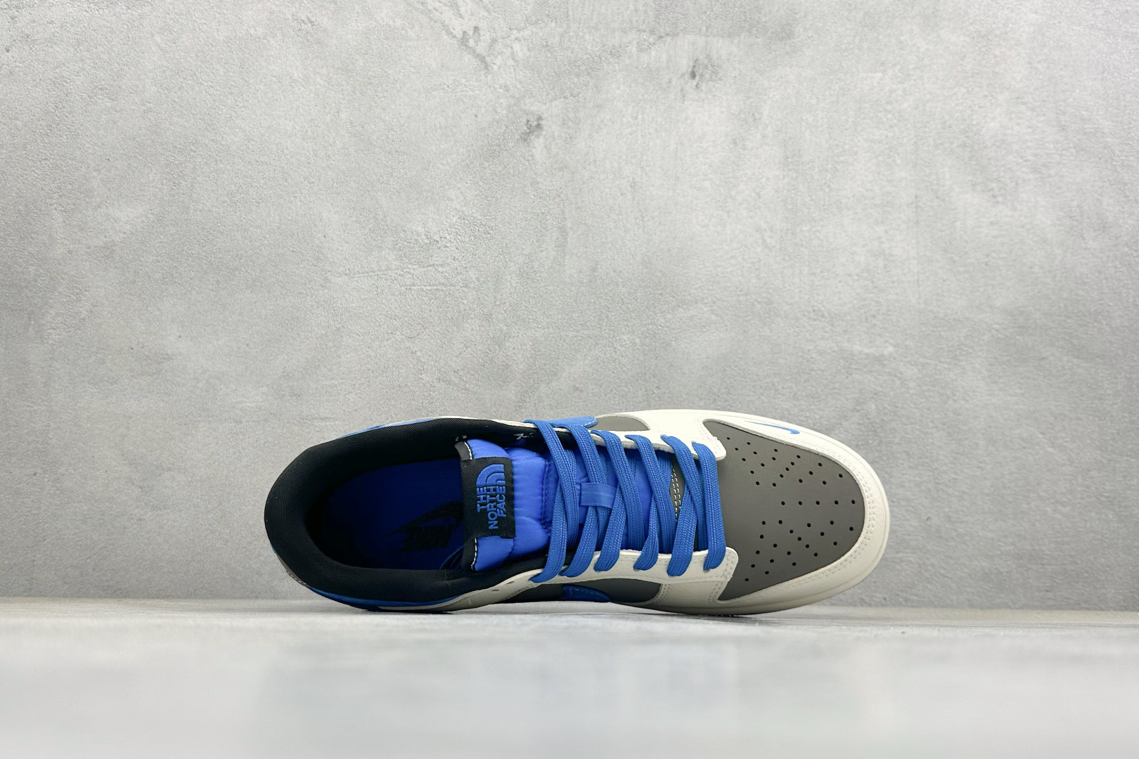 280 Nike Dunk Low Retro 北面联名 周年高端定制 低帮休闲板鞋 TX1688-018-Chinese UA Cheap High Quatity Brand Clothes Bags handbags Sneakers wholesale wholesaler seller from China Factory suppliers Fashion Clothing Shoes best Quality Beautiful Price 280 Nike Dunk Low Retro 北面联名 周年高端定制 低帮休闲板鞋 TX1688-018