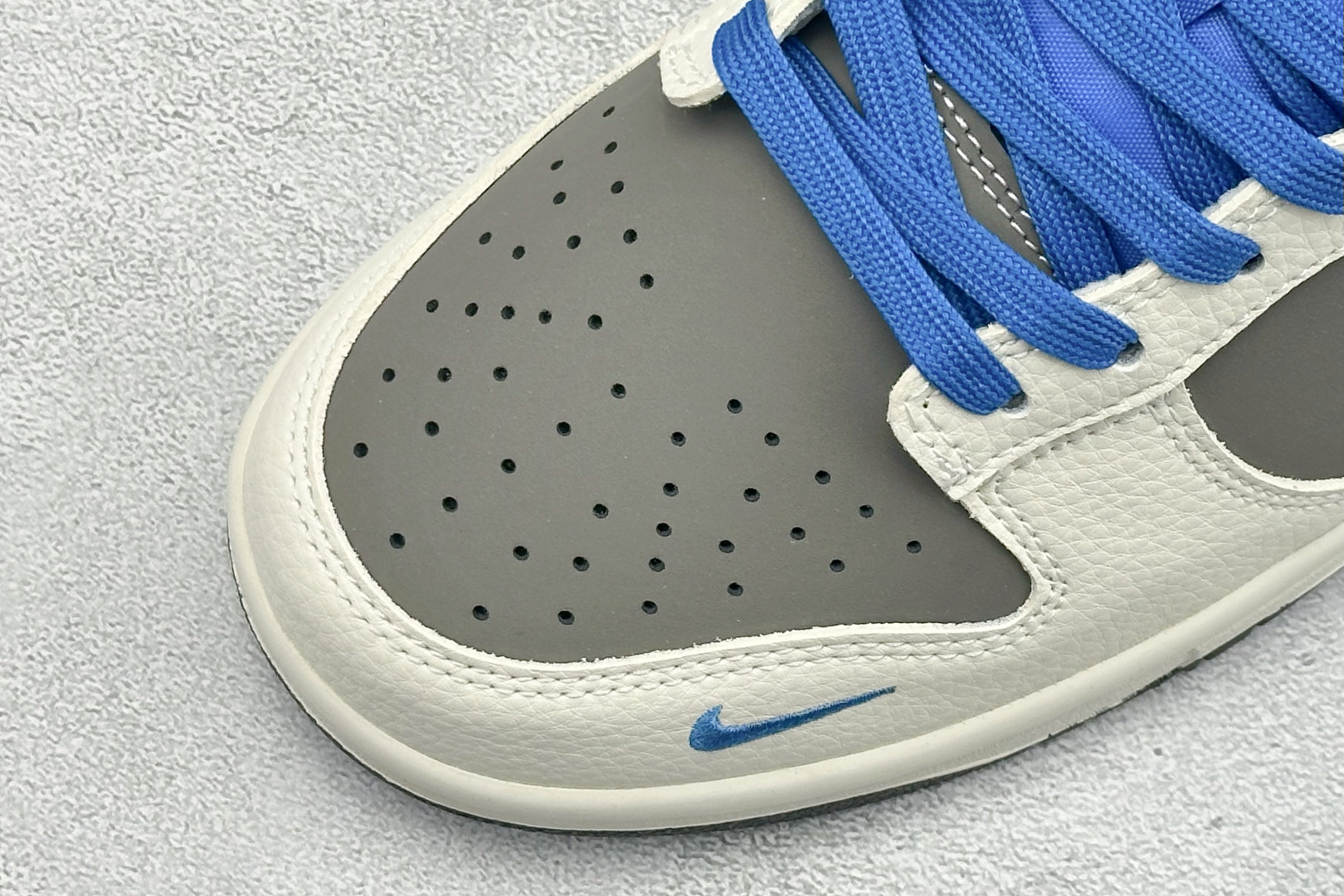 280 Nike Dunk Low Retro 北面联名 周年高端定制 低帮休闲板鞋 TX1688-018-Chinese UA Cheap High Quatity Brand Clothes Bags handbags Sneakers wholesale wholesaler seller from China Factory suppliers Fashion Clothing Shoes best Quality Beautiful Price 280 Nike Dunk Low Retro 北面联名 周年高端定制 低帮休闲板鞋 TX1688-018
