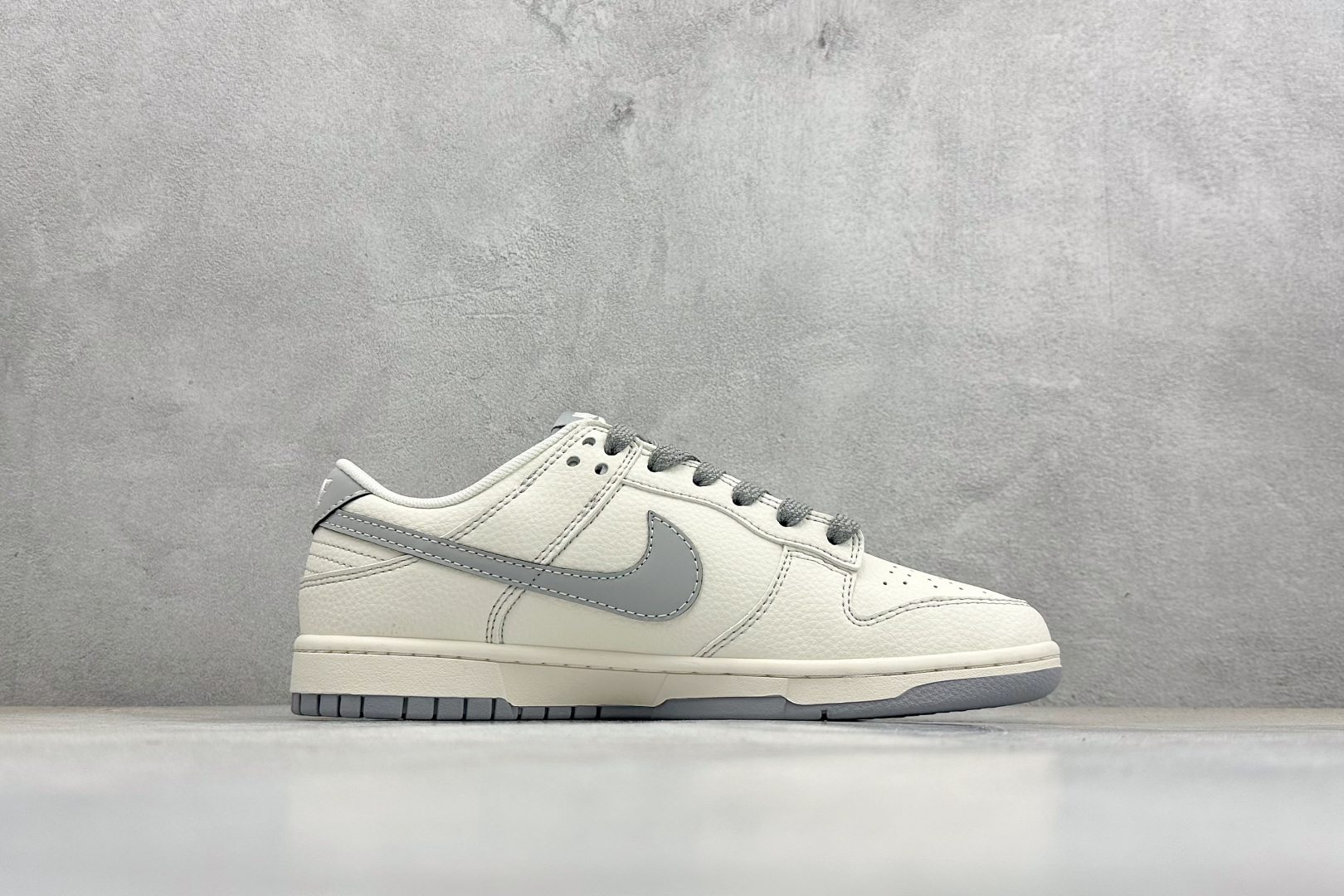 280 Nike Dunk Low Retro SUP联名 周年高端定制 低帮休闲板鞋 HH7518-084-Chinese UA Cheap High Quatity Brand Clothes Bags handbags Sneakers wholesale wholesaler seller from China Factory suppliers Fashion Clothing Shoes best Quality Beautiful Price 280 Nike Dunk Low Retro SUP联名 周年高端定制 低帮休闲板鞋 HH7518-084