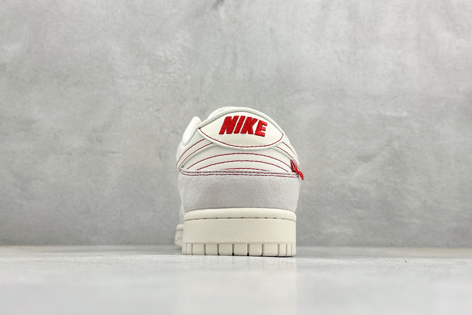 260 Nike Dunk Low Retro 马年限定 周年高端定制 低帮休闲板鞋 YX5066-411-Chinese UA Cheap High Quatity Brand Clothes Bags handbags Sneakers wholesale wholesaler seller from China Factory suppliers Fashion Clothing Shoes best Quality Beautiful Price 260 Nike Dunk Low Retro 马年限定 周年高端定制 低帮休闲板鞋 YX5066-411